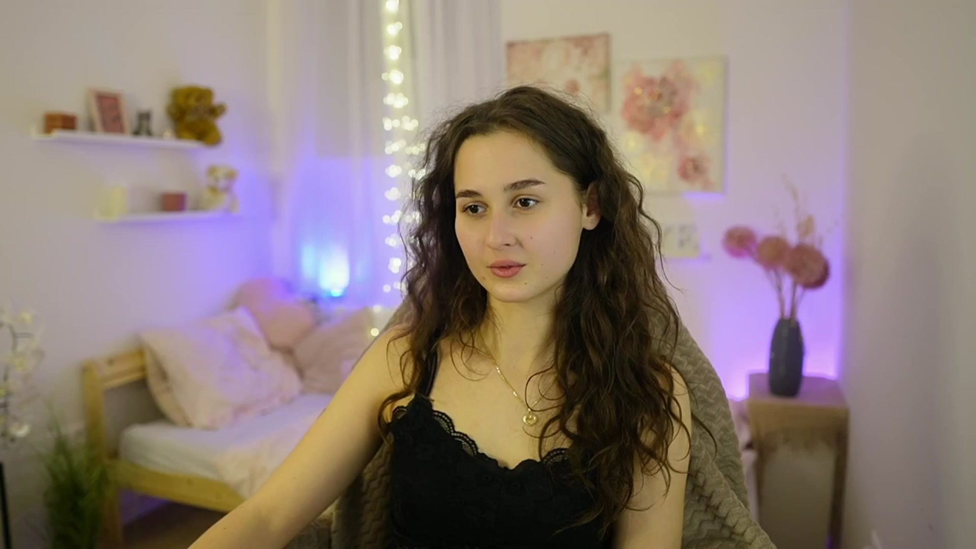 Gallery image thumbnail from Anita_Grey_'s myfreecams stream on, 01/05/2026, 22:43 image 12 of 20