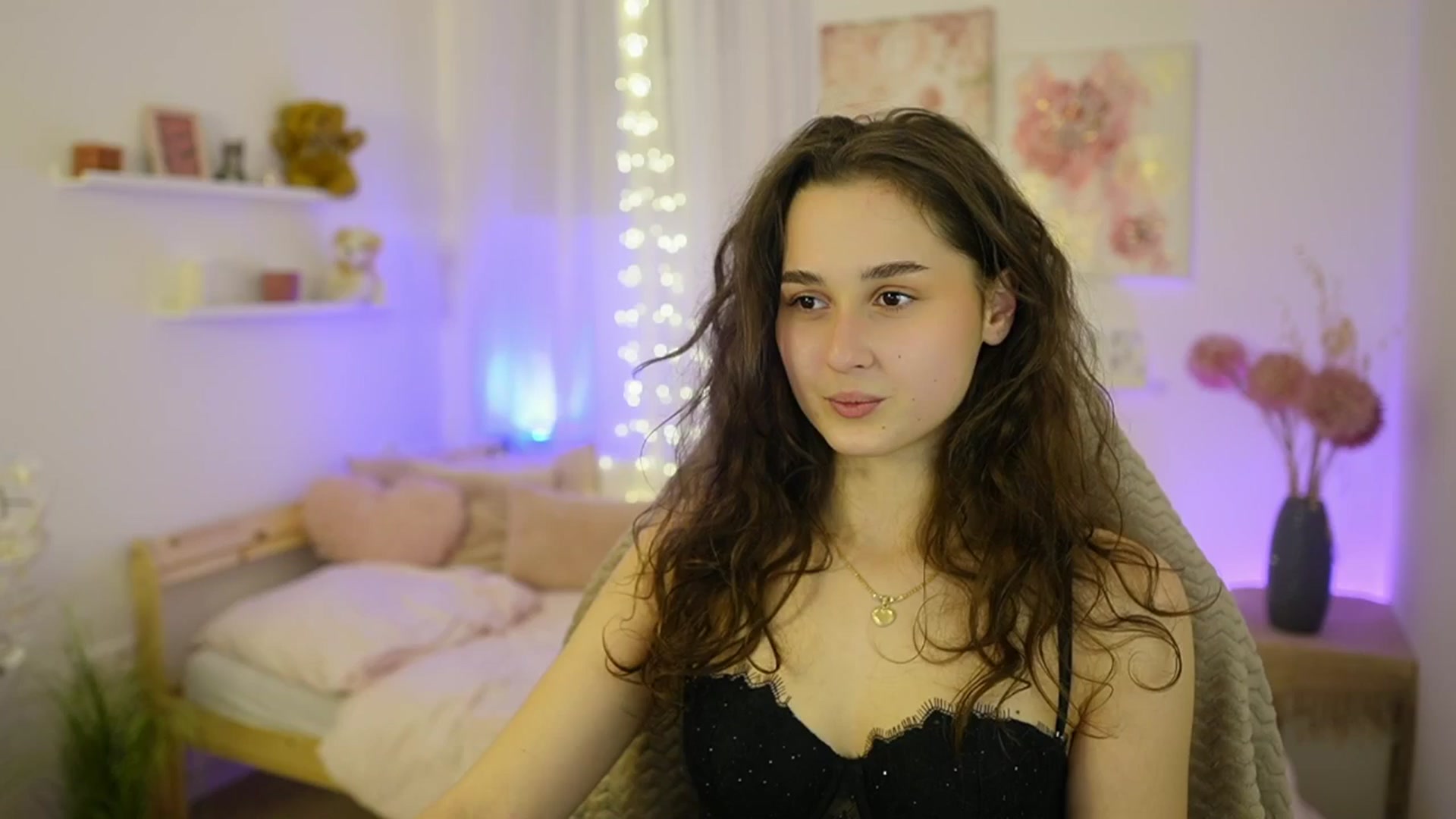 Gallery image thumbnail from Anita_Grey_'s myfreecams stream on, 01/07/2026, 20:18 image 15 of 20
