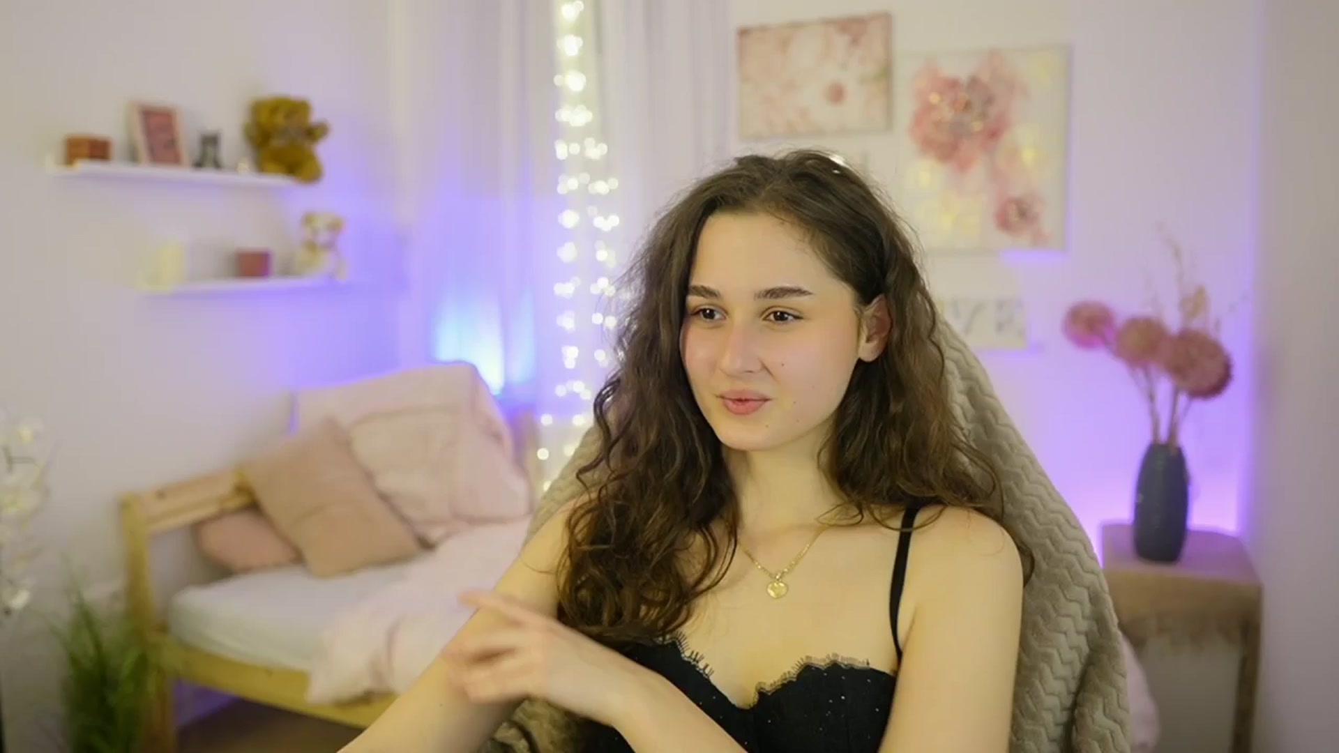 Gallery image thumbnail from Anita_Grey_'s myfreecams stream on, 01/07/2026, 21:44 image 12 of 20