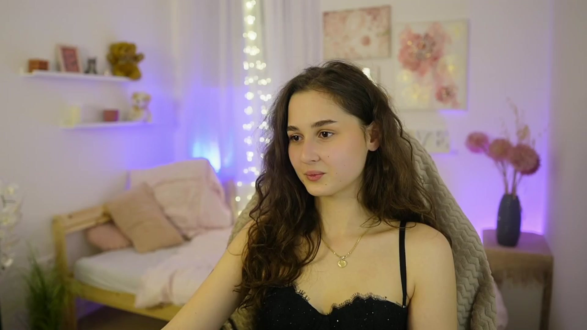 Gallery image thumbnail from Anita_Grey_'s myfreecams stream on, 01/07/2026, 21:44 image 10 of 20