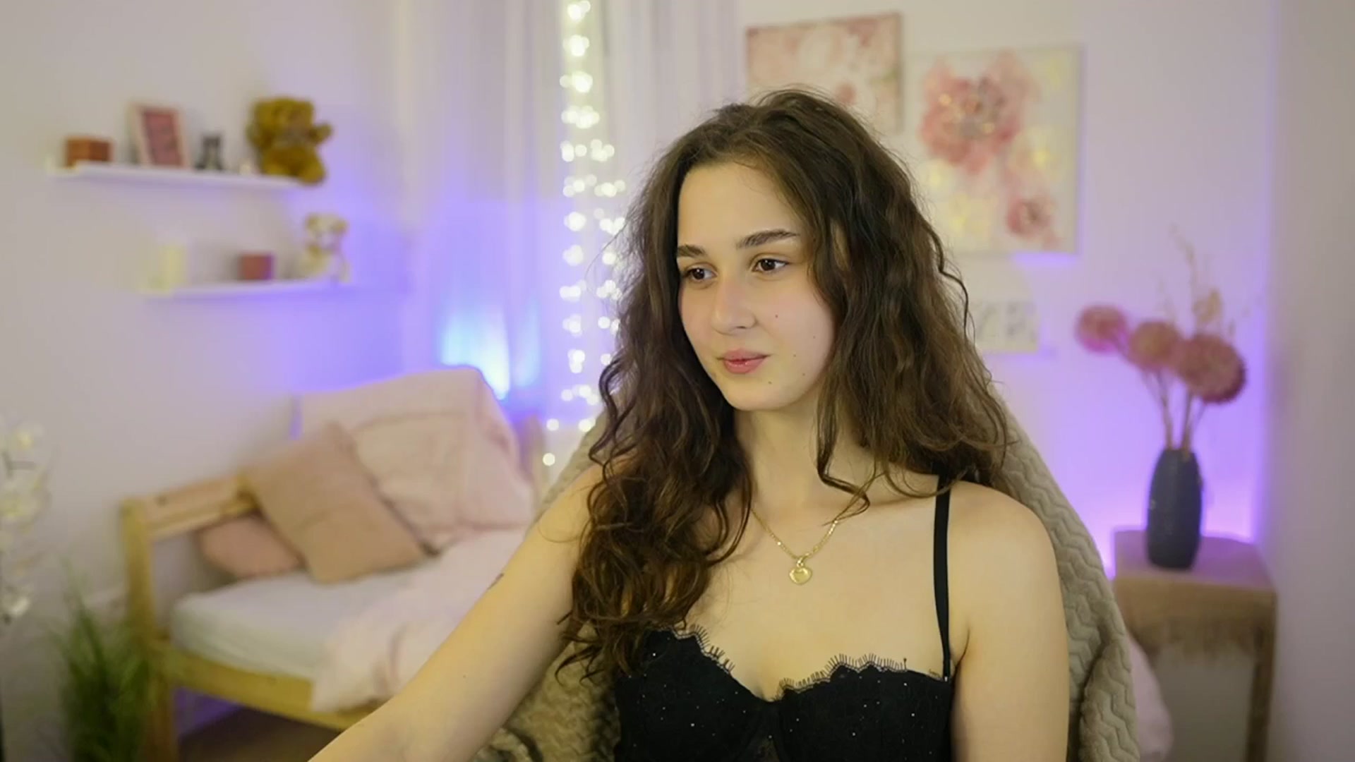 Gallery image thumbnail from Anita_Grey_'s myfreecams stream on, 01/07/2026, 21:44 image 3 of 20
