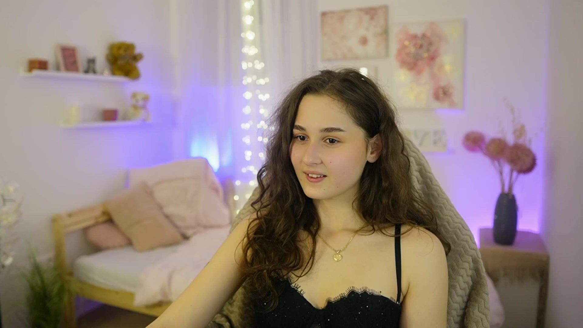 Gallery image thumbnail from Anita_Grey_'s myfreecams stream on, 01/07/2026, 21:44 image 15 of 20