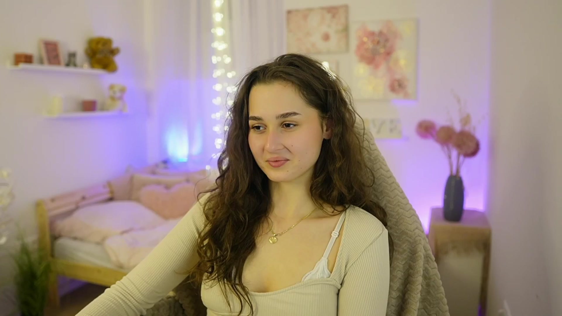 Gallery image thumbnail from Anita_Grey_'s myfreecams stream on, 01/08/2026, 20:40 image 14 of 20