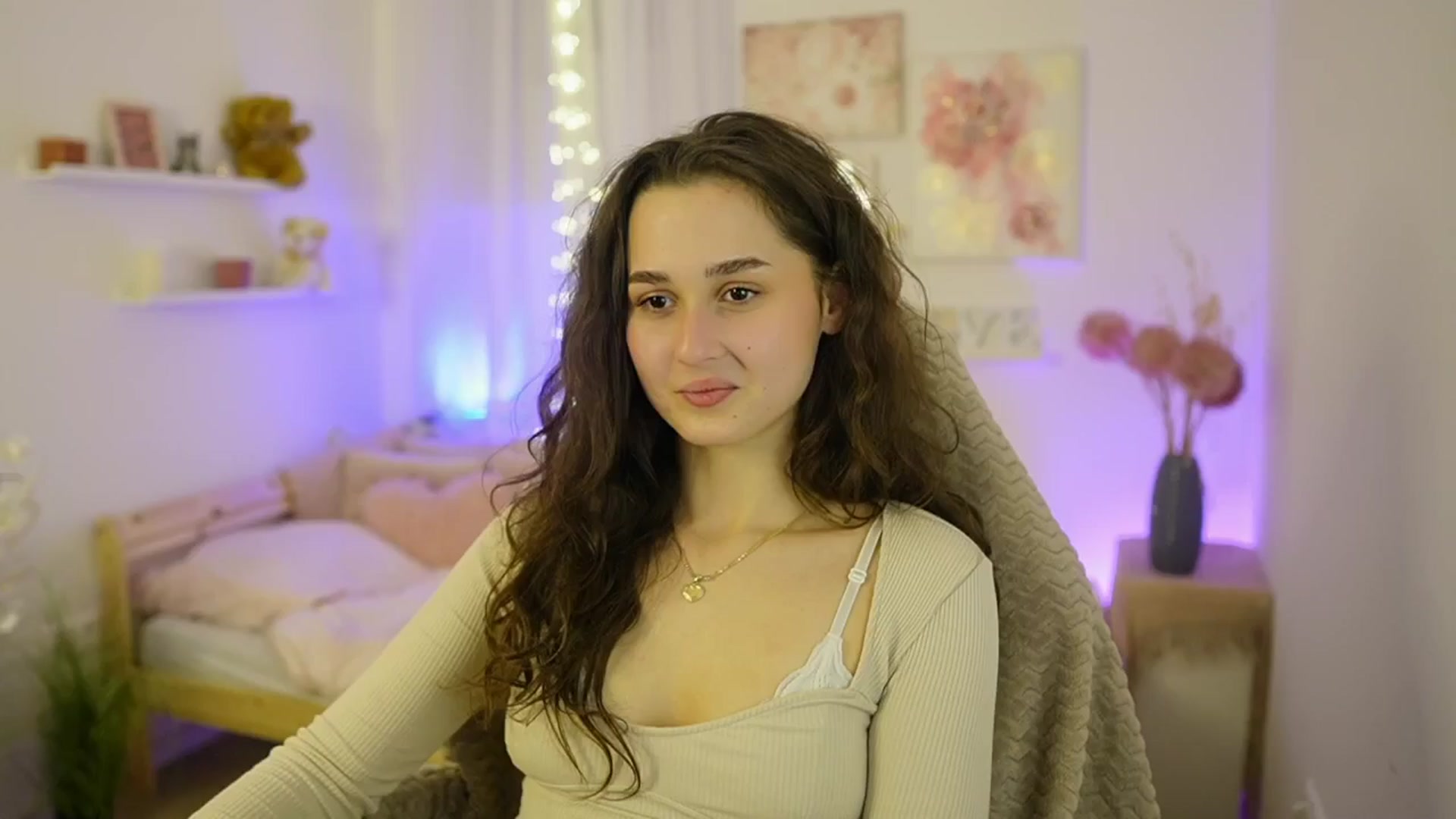 Gallery image thumbnail from Anita_Grey_'s myfreecams stream on, 01/08/2026, 20:40 image 13 of 20