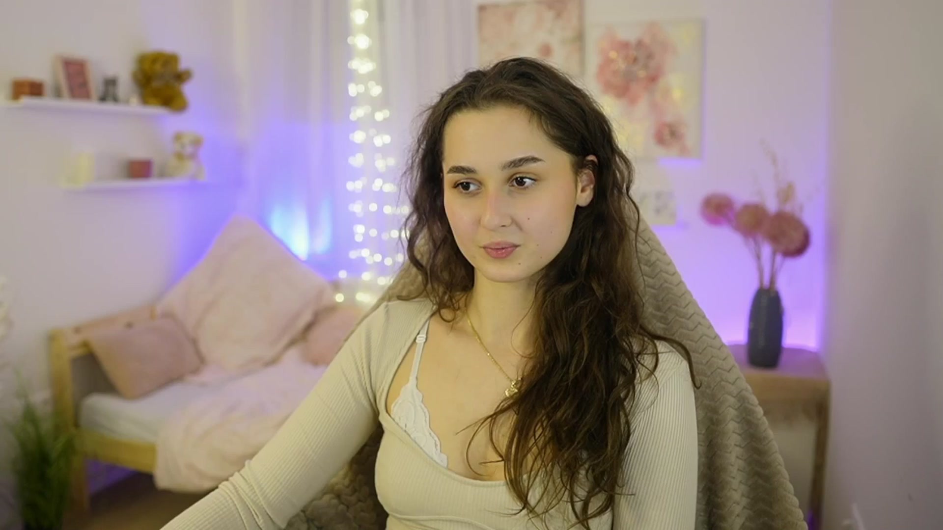 Gallery image thumbnail from Anita_Grey_'s myfreecams stream on, 01/08/2026, 21:53 image 4 of 20