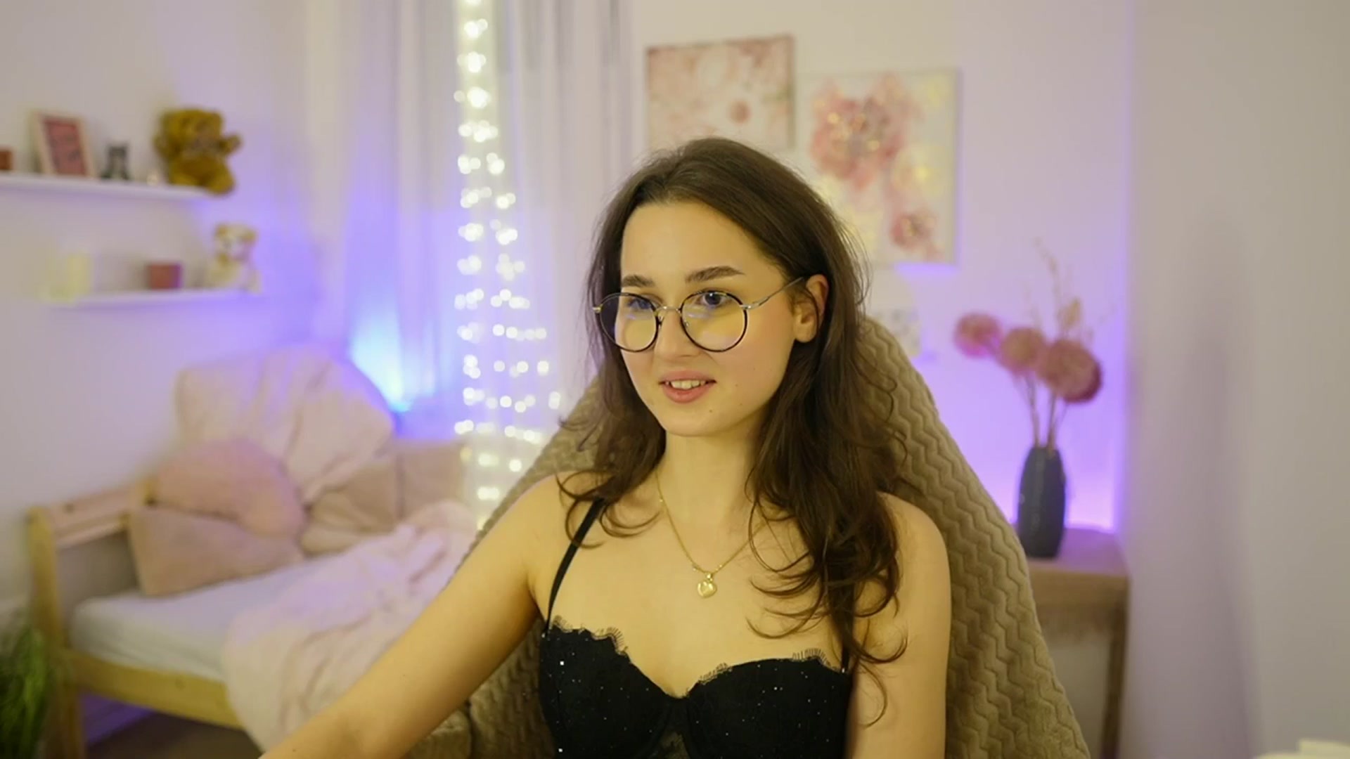 Gallery image thumbnail from Anita_Grey_'s myfreecams stream on, 01/11/2026, 24:00 image 19 of 20