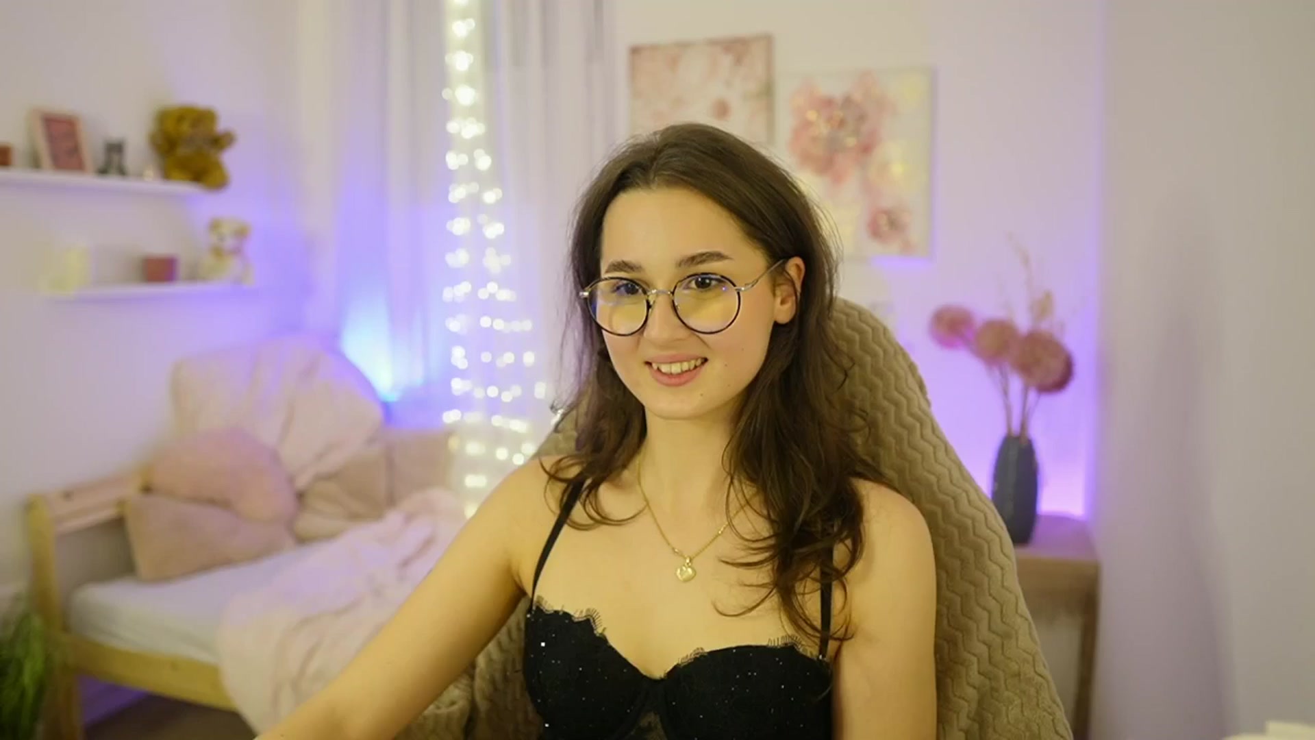Gallery image thumbnail from Anita_Grey_'s myfreecams stream on, 01/11/2026, 24:00 image 8 of 20