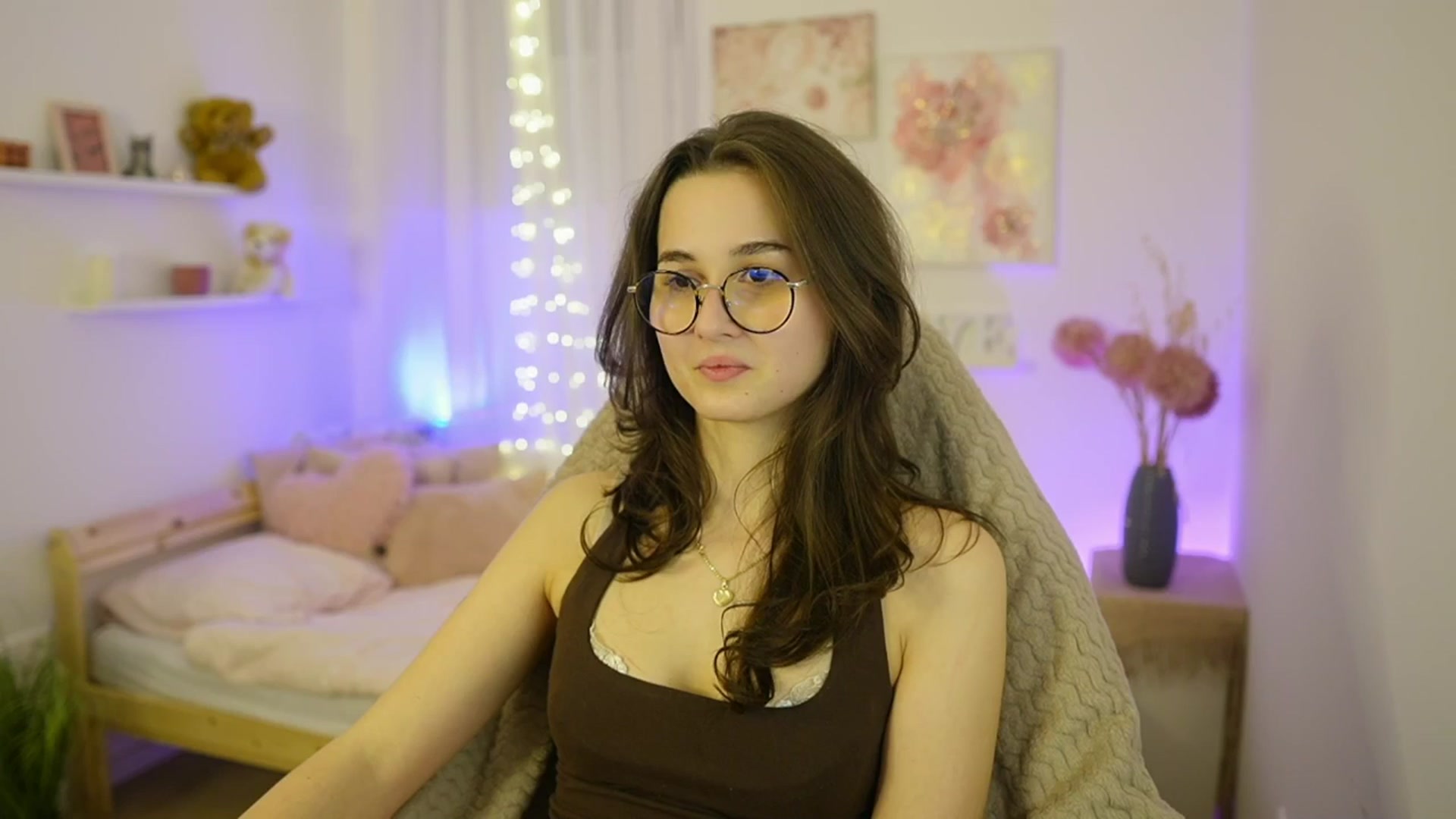 Gallery image thumbnail from Anita_Grey_'s myfreecams stream on, 01/12/2026, 21:42 image 17 of 20