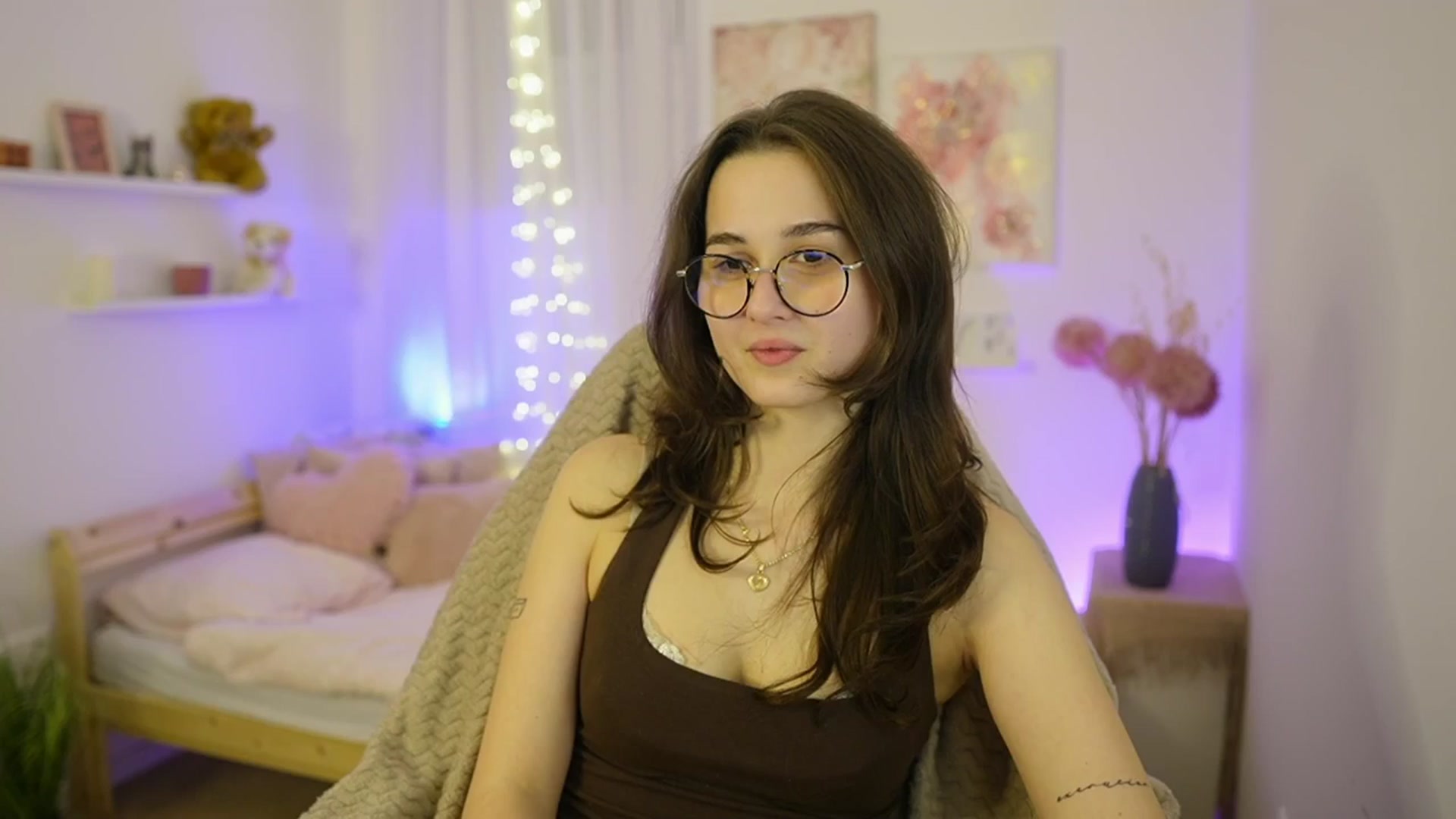 Gallery image thumbnail from Anita_Grey_'s myfreecams stream on, 01/12/2026, 21:42 image 15 of 20