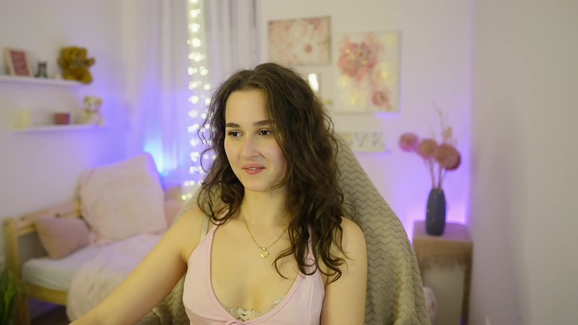 Gallery image thumbnail from Anita_Grey_'s myfreecams stream on, 01/18/2026, 21:47 image 12 of 20