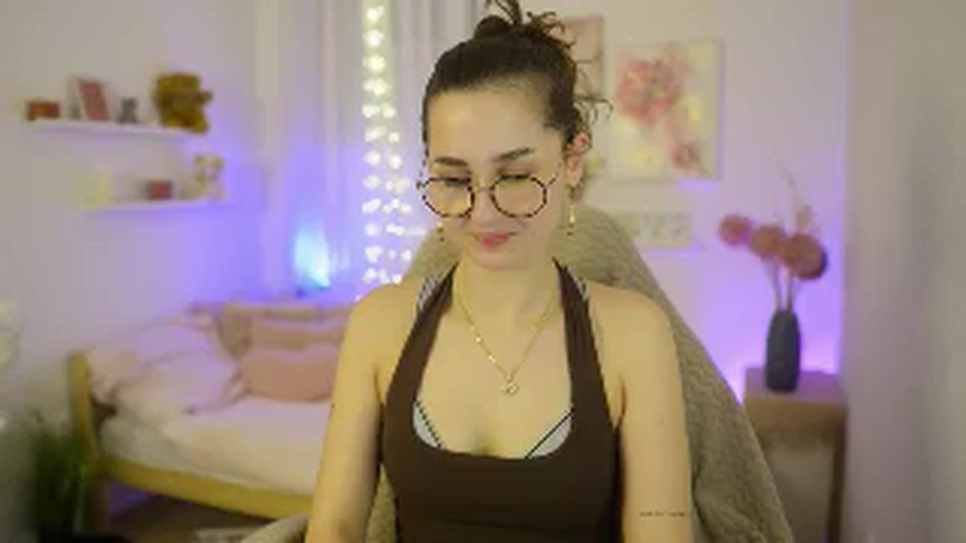 Gallery image thumbnail from Anita_Grey_'s myfreecams stream on, 01/20/2026, 20:36 image 3 of 20