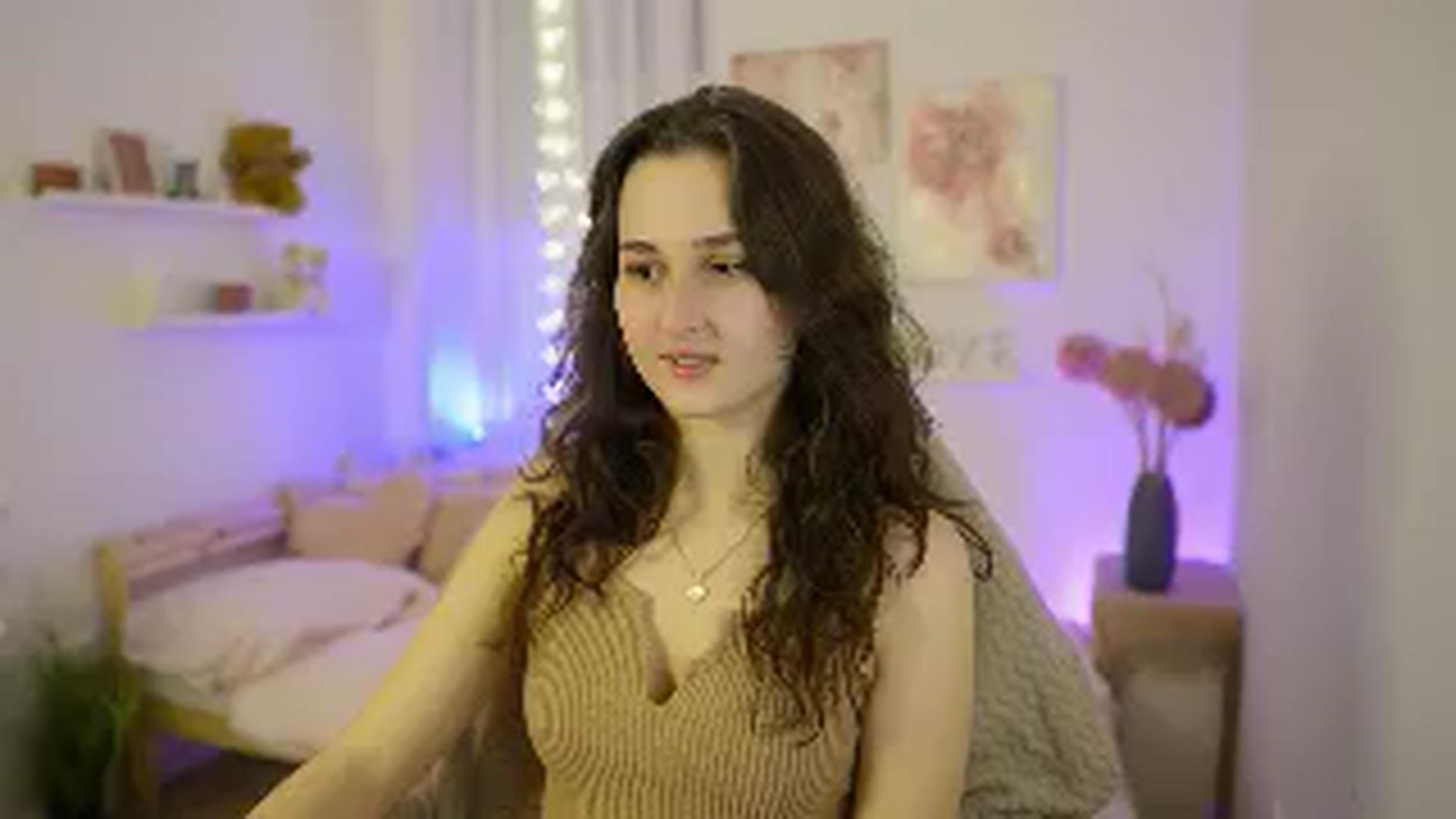Gallery image thumbnail from Anita_Grey_'s myfreecams stream on, 01/21/2026, 20:02 image 17 of 20