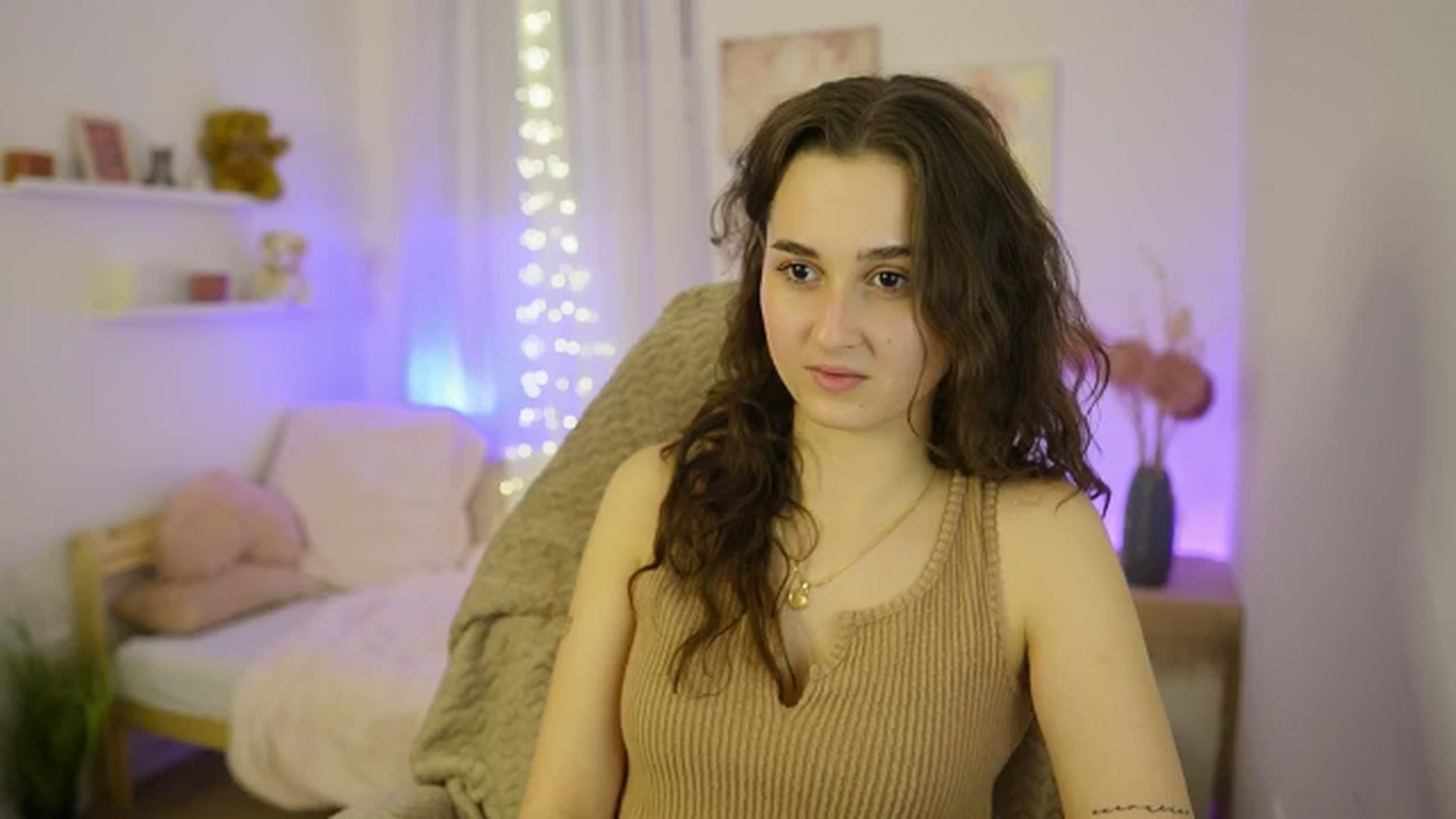 Gallery image thumbnail from Anita_Grey_'s myfreecams stream on, 01/21/2026, 22:34 image 15 of 20