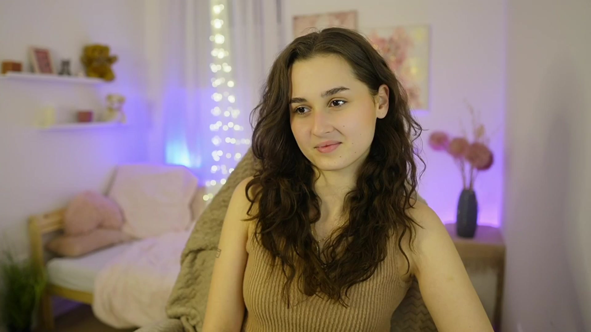 Gallery image thumbnail from Anita_Grey_'s myfreecams stream on, 01/21/2026, 22:34 image 8 of 20