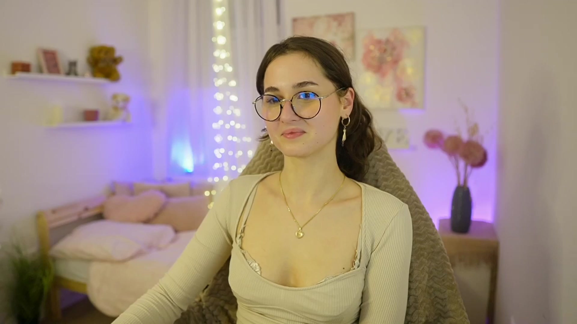 Gallery image thumbnail from Anita_Grey_'s myfreecams stream on, 01/22/2026, 20:54 image 13 of 20