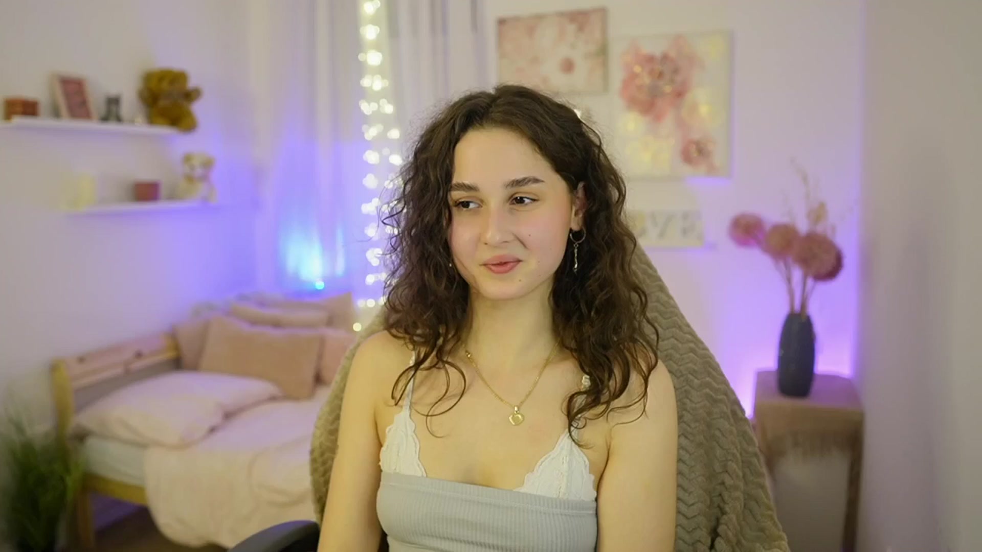 Gallery image thumbnail from Anita_Grey_'s myfreecams stream on, 01/25/2026, 21:00 image 13 of 20