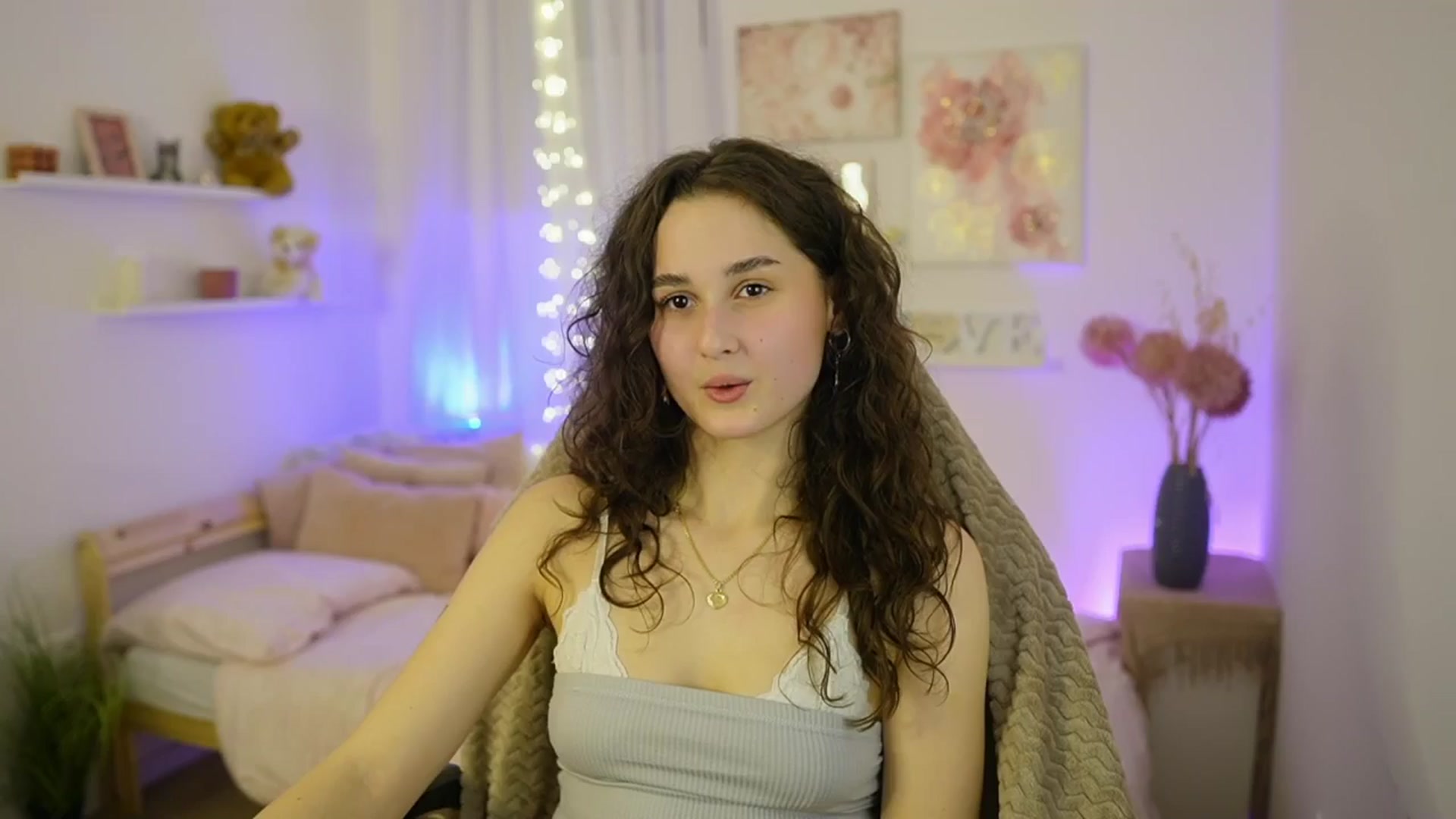 Gallery image thumbnail from Anita_Grey_'s myfreecams stream on, 01/25/2026, 21:00 image 6 of 20