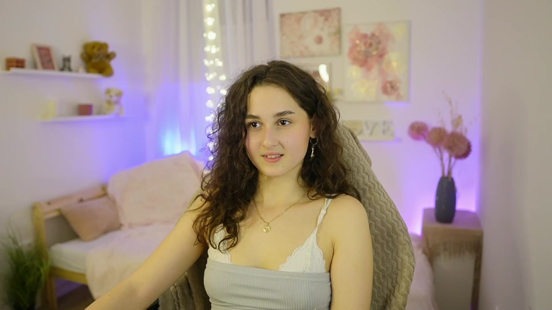 Gallery image thumbnail from Anita_Grey_'s myfreecams stream on, 01/25/2026, 22:04 image 14 of 20