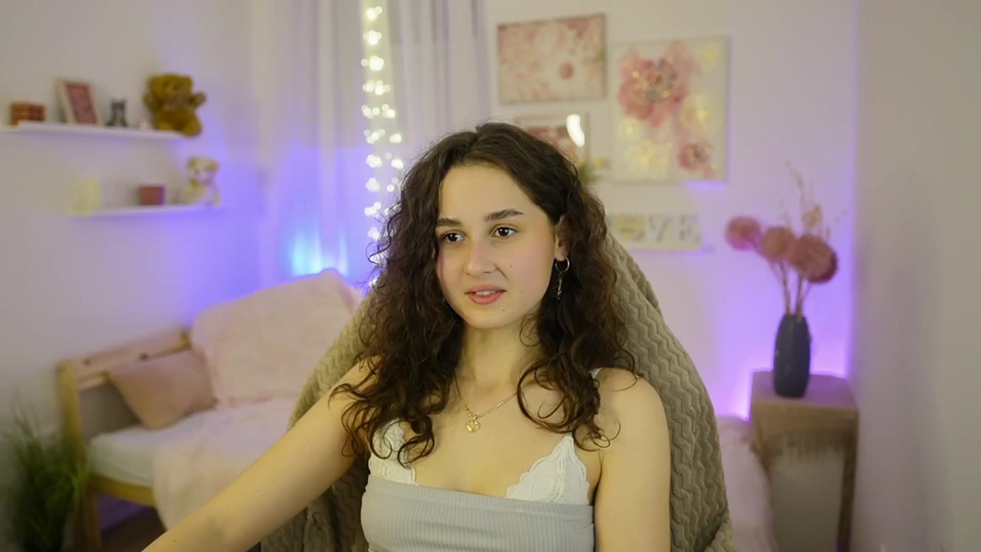 Gallery image thumbnail from Anita_Grey_'s myfreecams stream on, 01/25/2026, 22:04 image 1 of 20