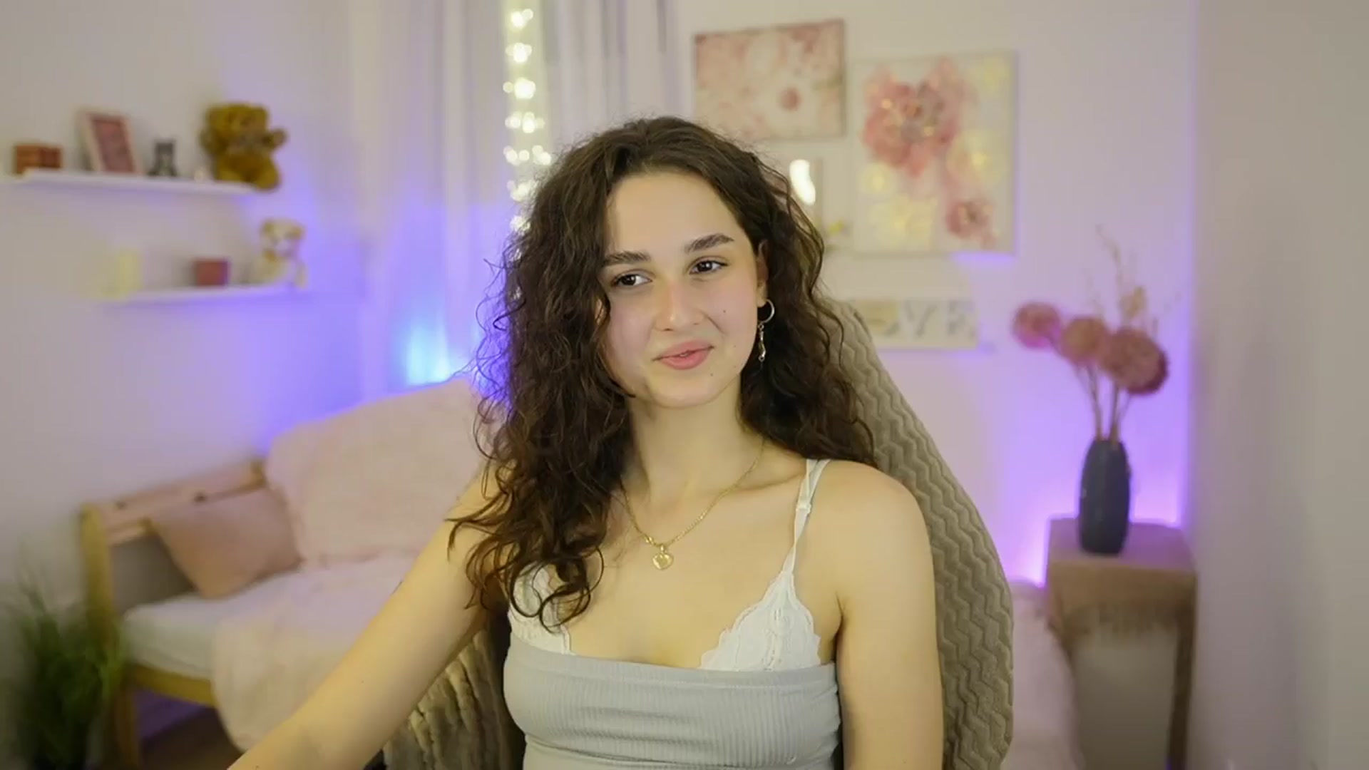 Gallery image thumbnail from Anita_Grey_'s myfreecams stream on, 01/25/2026, 22:04 image 4 of 20