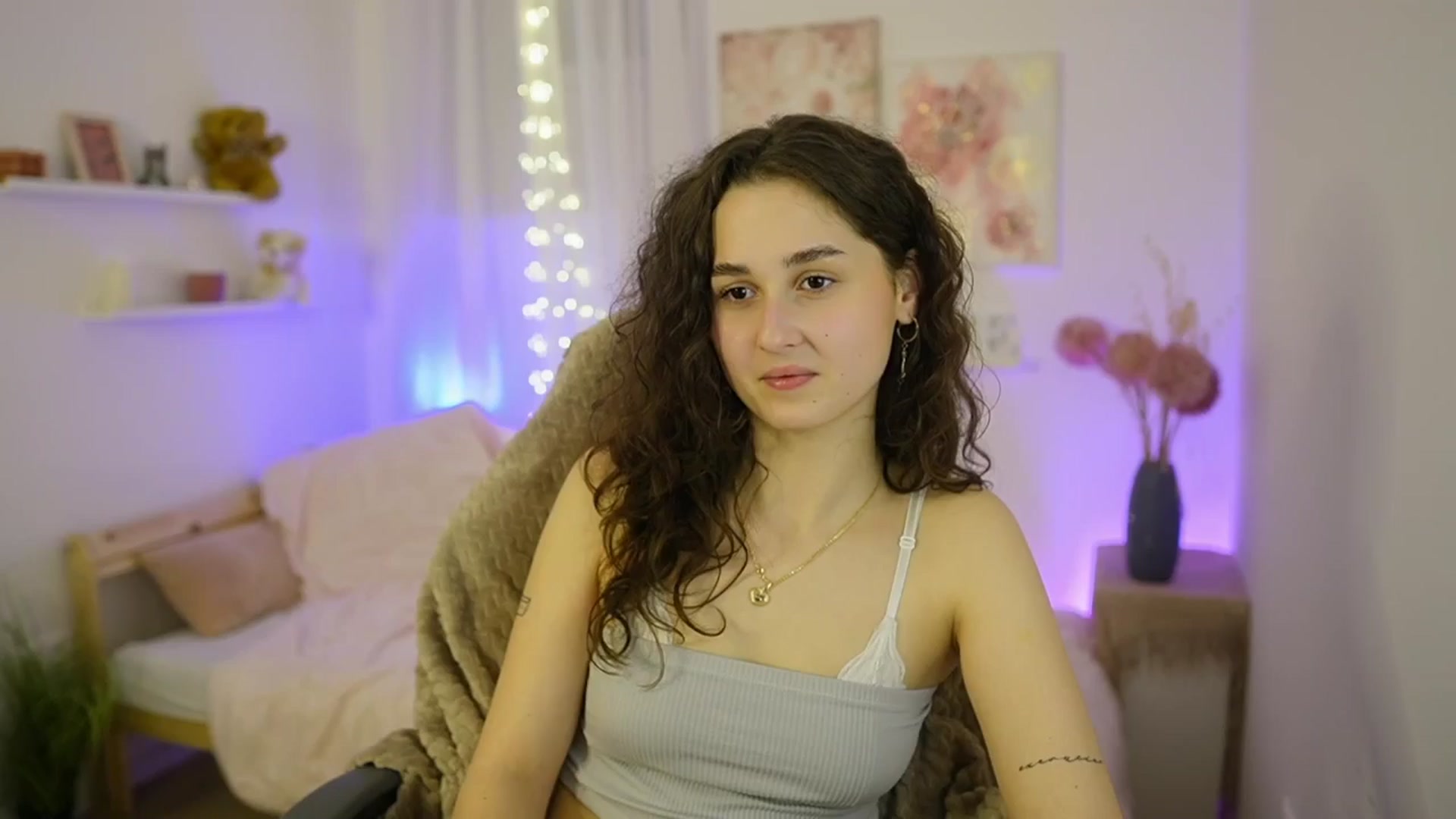 Gallery image thumbnail from Anita_Grey_'s myfreecams stream on, 01/25/2026, 23:34 image 9 of 20