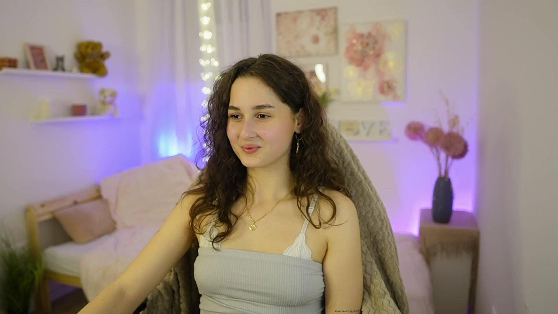 Gallery image thumbnail from Anita_Grey_'s myfreecams stream on, 01/25/2026, 23:34 image 5 of 20