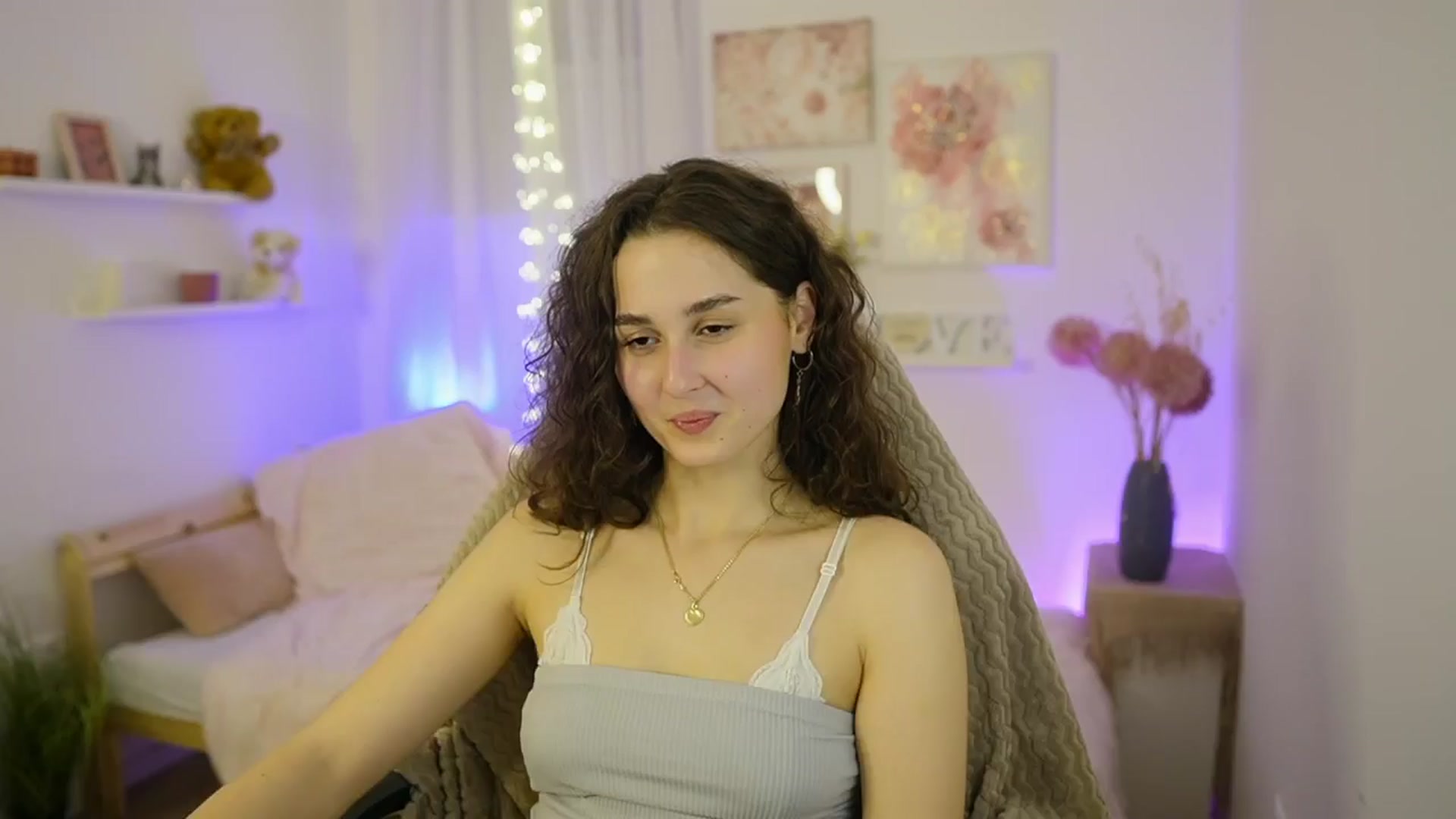 Gallery image thumbnail from Anita_Grey_'s myfreecams stream on, 01/25/2026, 23:34 image 16 of 20