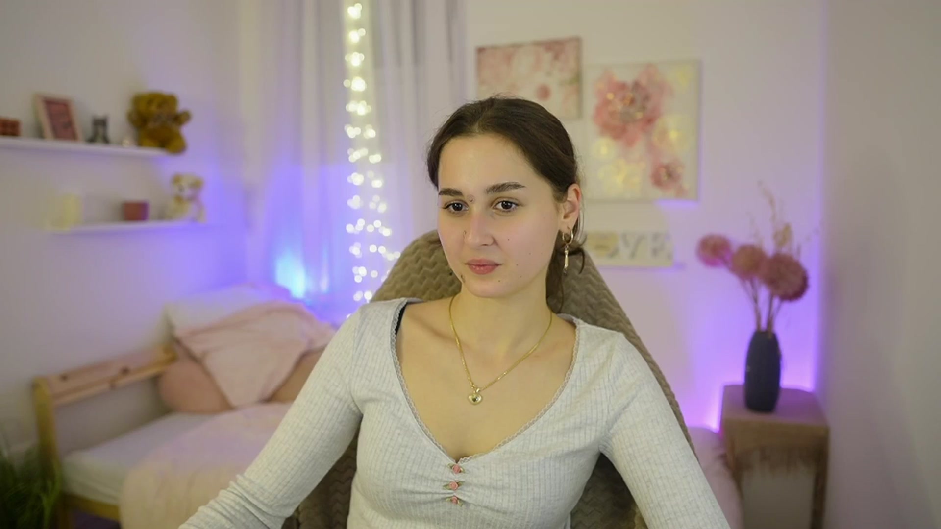 Gallery image thumbnail from Anita_Grey_'s myfreecams stream on, 01/27/2026, 22:15 image 20 of 20