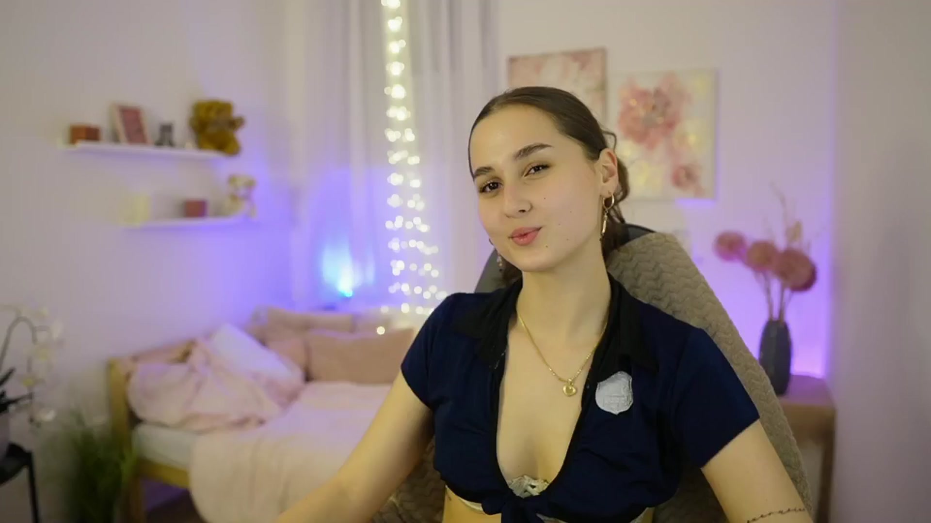 Gallery image thumbnail from Anita_Grey_'s myfreecams stream on, 01/28/2026, 22:35 image 19 of 20