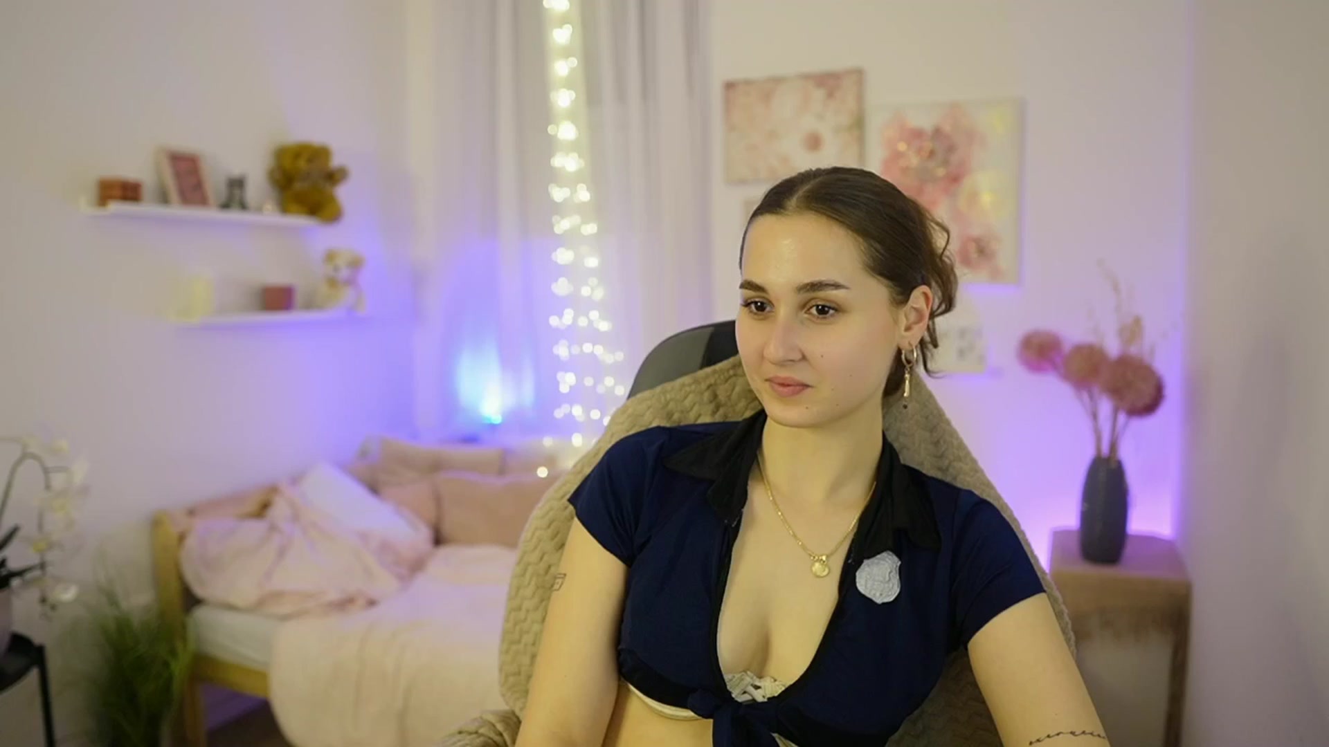 Gallery image thumbnail from Anita_Grey_'s myfreecams stream on, 01/28/2026, 22:35 image 14 of 20