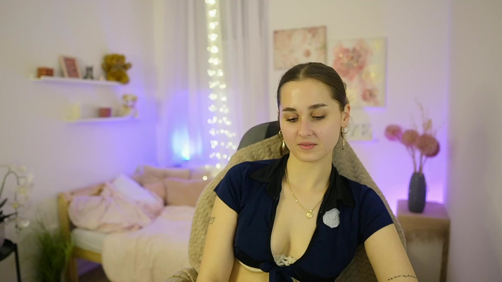 Gallery image thumbnail from Anita_Grey_'s myfreecams stream on, 01/28/2026, 22:35 image 11 of 20