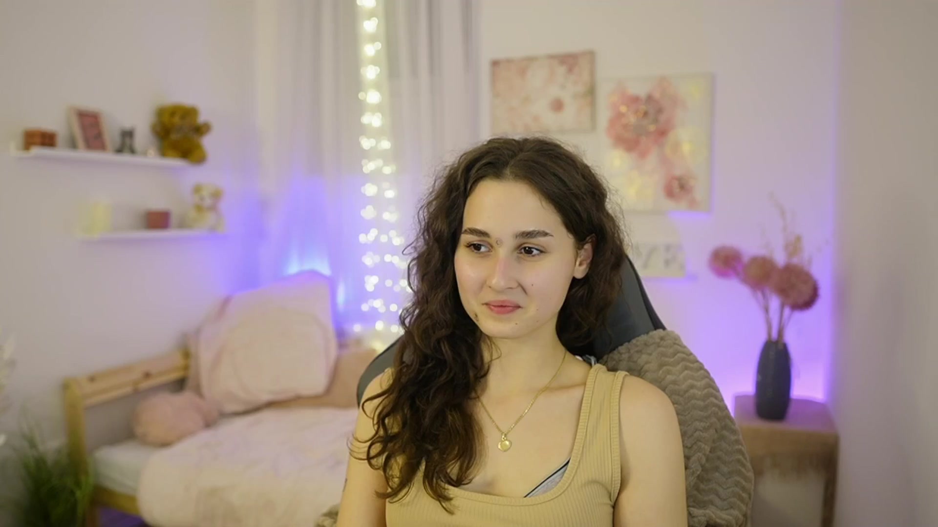 Gallery image thumbnail from Anita_Grey_'s myfreecams stream on, 01/29/2026, 21:44 image 2 of 20