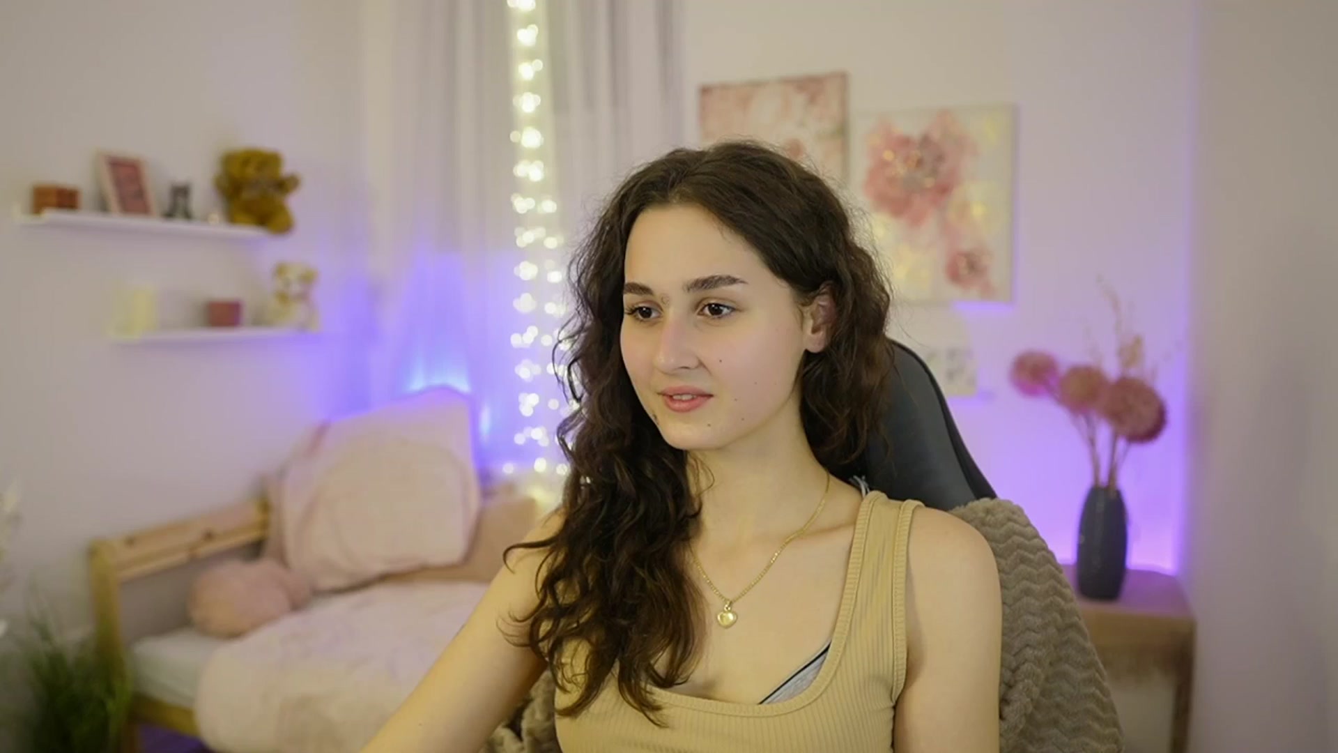 Gallery image thumbnail from Anita_Grey_'s myfreecams stream on, 01/29/2026, 21:44 image 5 of 20