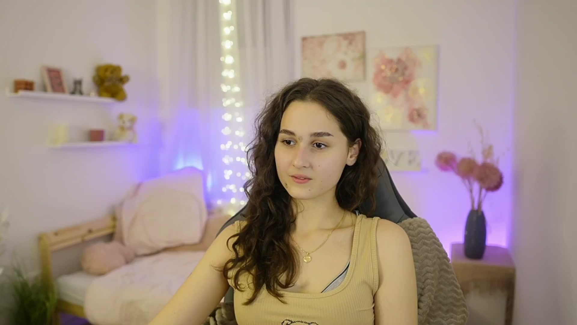 Gallery image thumbnail from Anita_Grey_'s myfreecams stream on, 01/29/2026, 21:44 image 6 of 20
