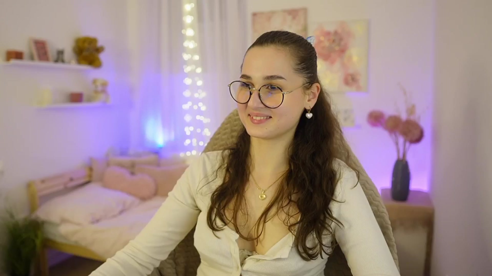 Gallery image thumbnail from Anita_Grey_'s myfreecams stream on, 02/02/2026, 21:33 image 13 of 20