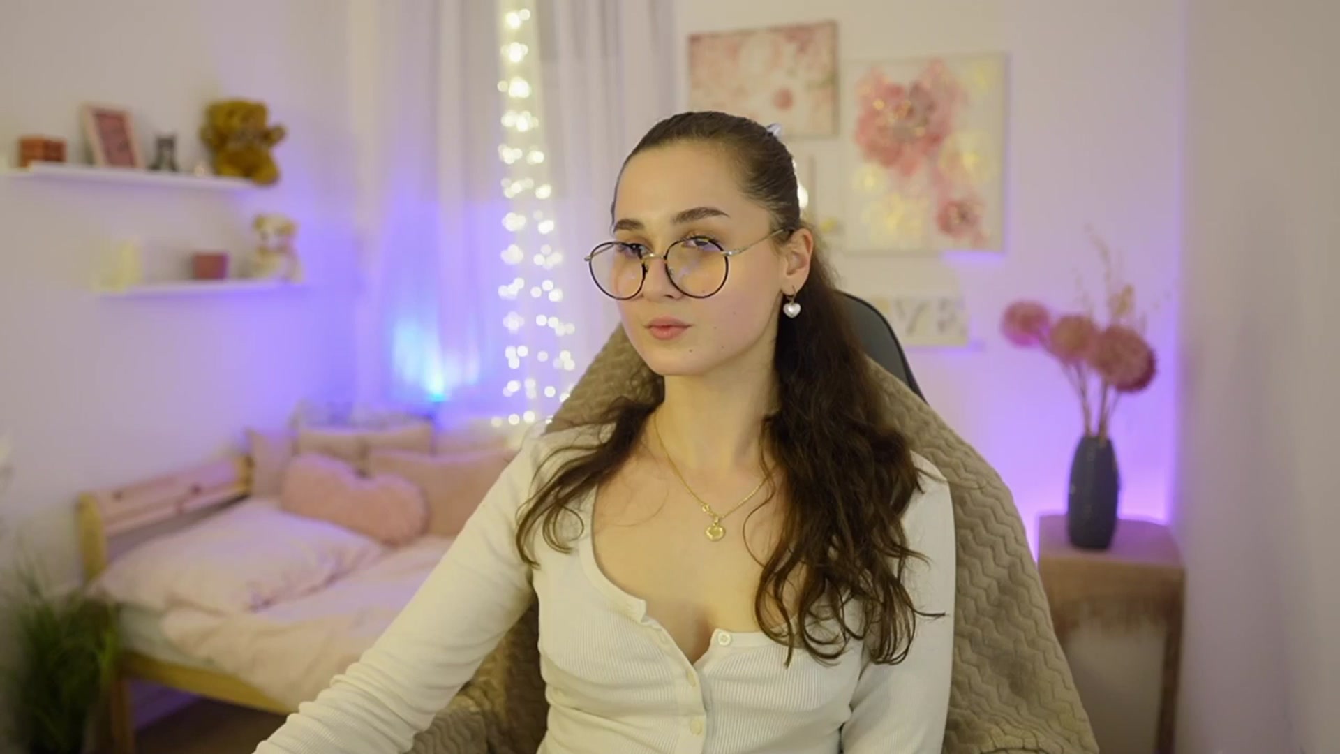 Gallery image thumbnail from Anita_Grey_'s myfreecams stream on, 02/02/2026, 22:24 image 9 of 20