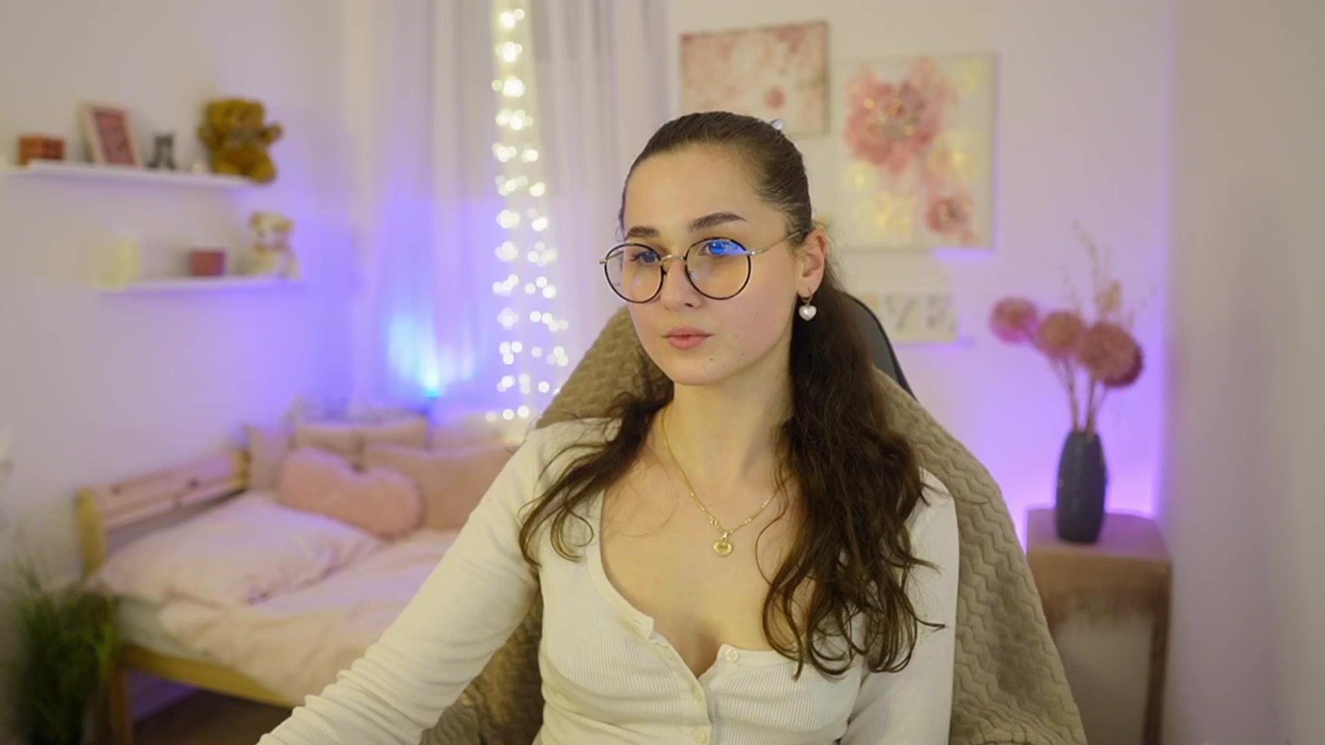 Gallery image thumbnail from Anita_Grey_'s myfreecams stream on, 02/02/2026, 22:24 image 10 of 20