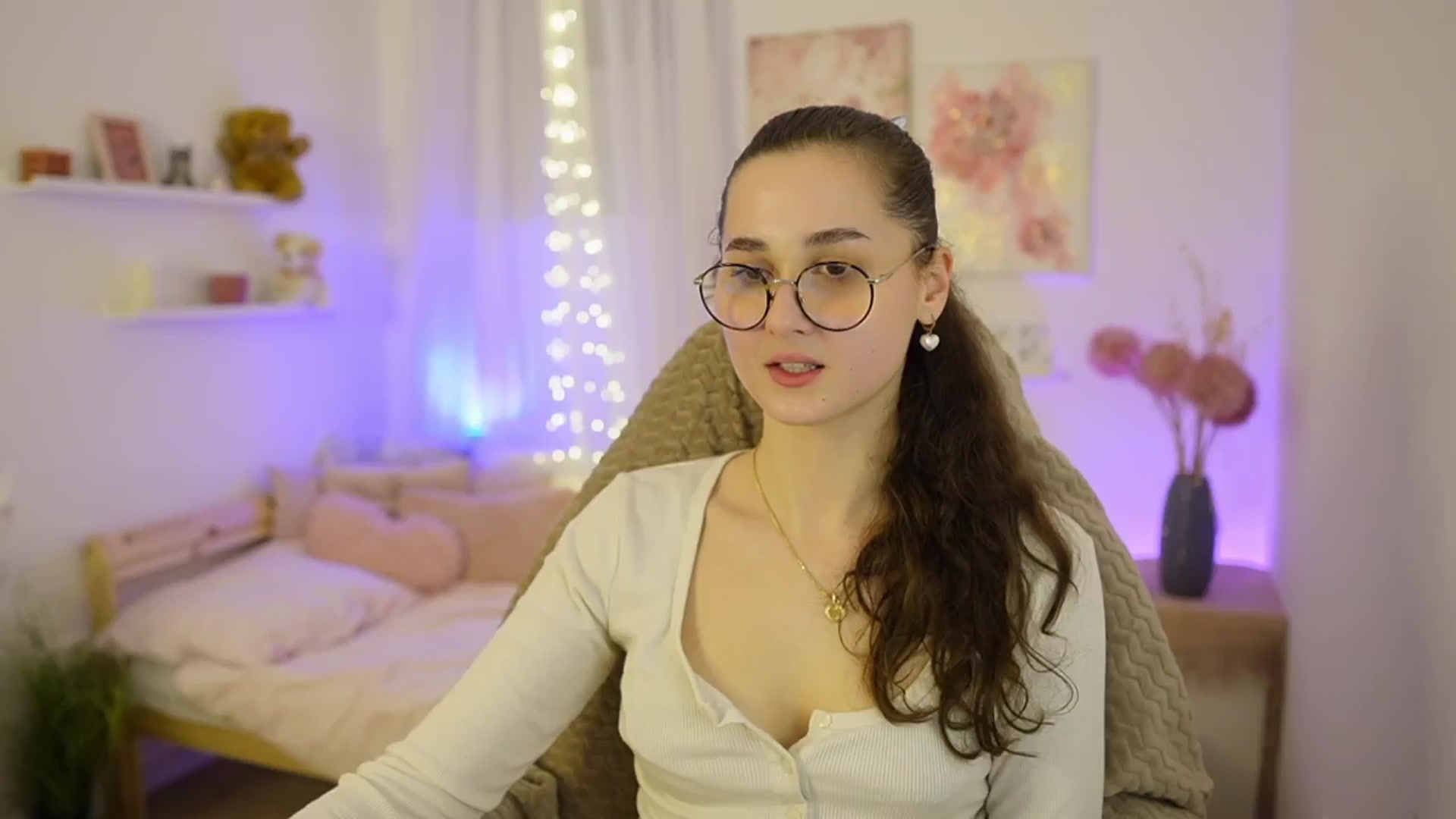 Gallery image thumbnail from Anita_Grey_'s myfreecams stream on, 02/02/2026, 22:24 image 2 of 20