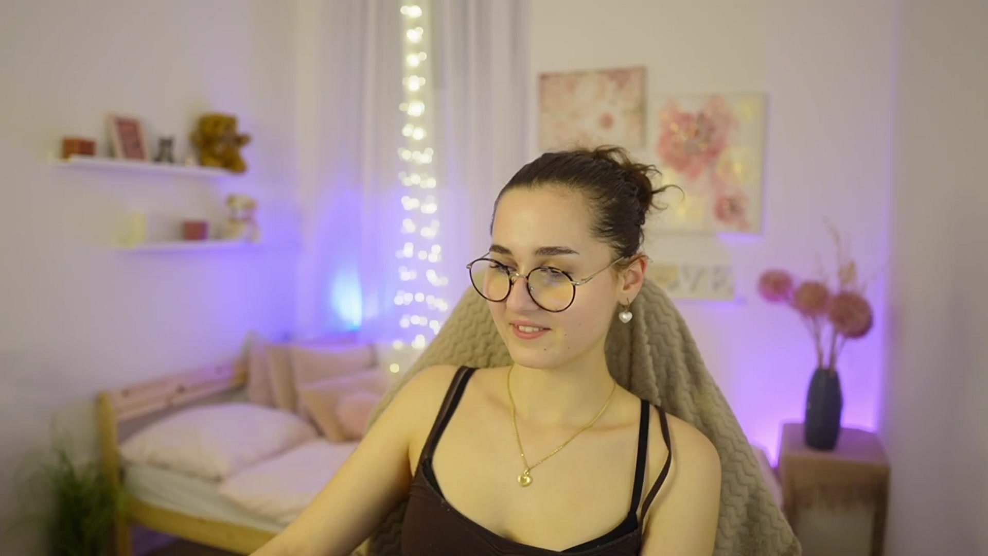 Gallery image thumbnail from Anita_Grey_'s myfreecams stream on, 02/07/2026, 20:10 image 2 of 20