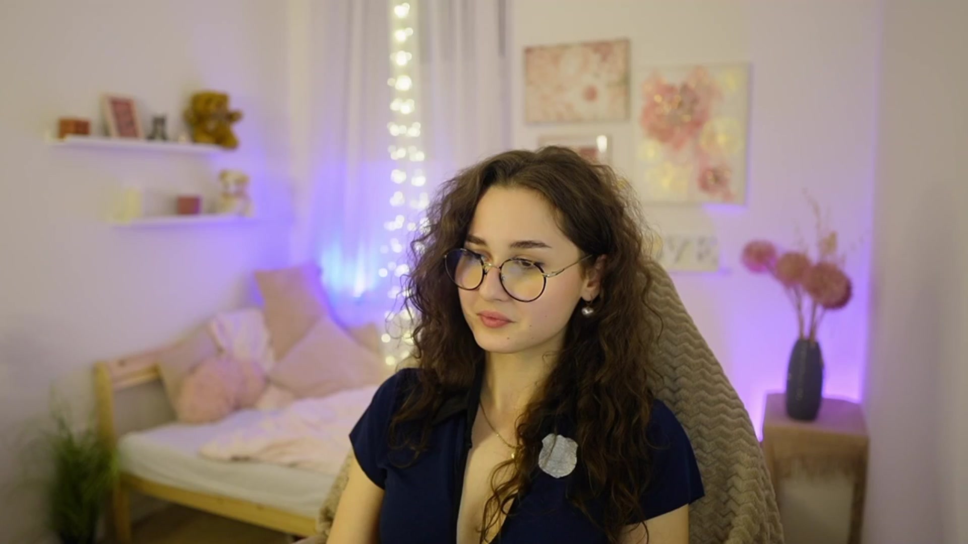 Gallery image thumbnail from Anita_Grey_'s myfreecams stream on, 02/09/2026, 24:00 image 14 of 20