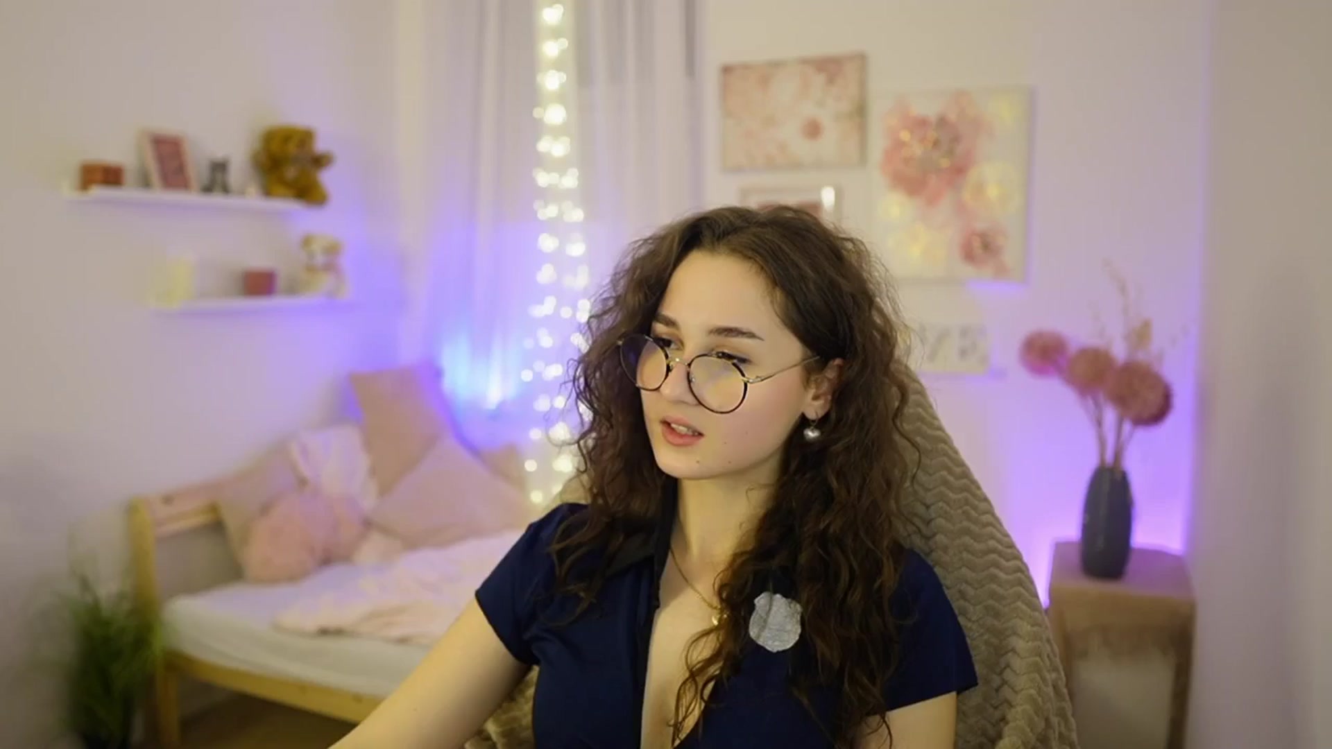 Gallery image thumbnail from Anita_Grey_'s myfreecams stream on, 02/09/2026, 24:00 image 11 of 20
