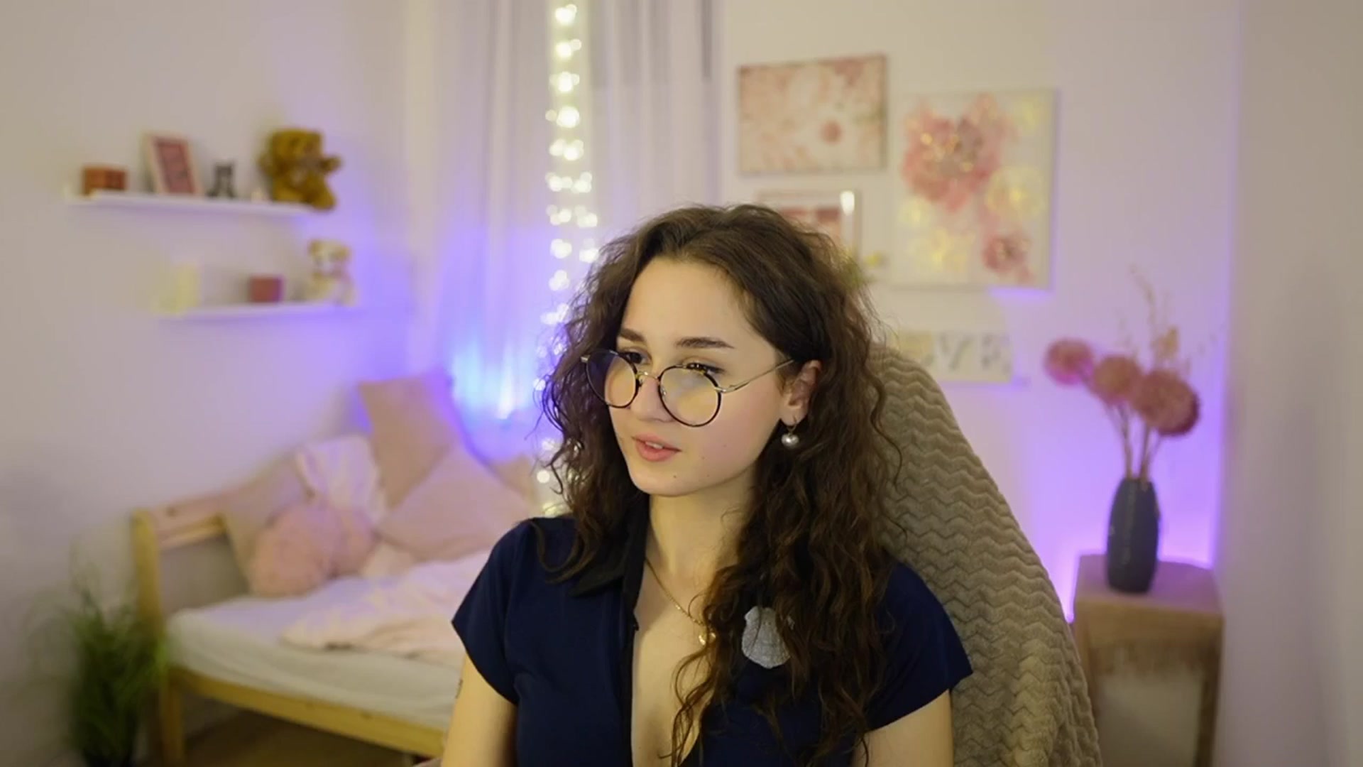 Gallery image thumbnail from Anita_Grey_'s myfreecams stream on, 02/09/2026, 24:00 image 6 of 20