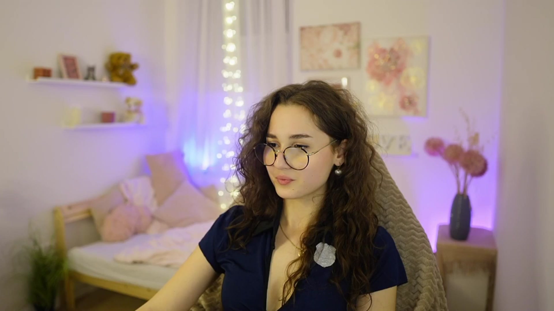 Gallery image thumbnail from Anita_Grey_'s myfreecams stream on, 02/09/2026, 24:00 image 9 of 20