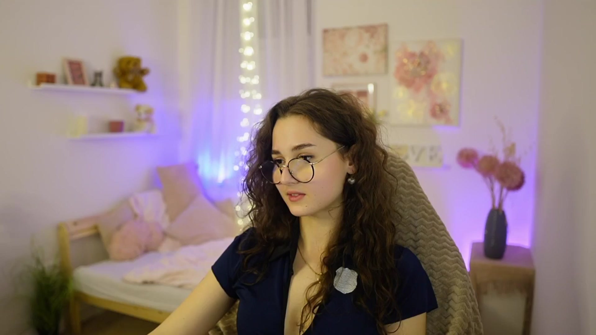 Gallery image thumbnail from Anita_Grey_'s myfreecams stream on, 02/09/2026, 24:00 image 12 of 20