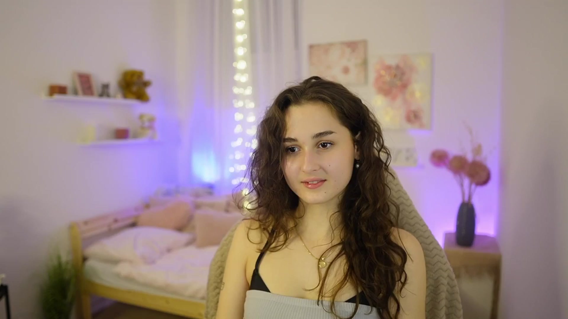 Gallery image thumbnail from Anita_Grey_'s myfreecams stream on, 02/10/2026, 20:00 image 1 of 20