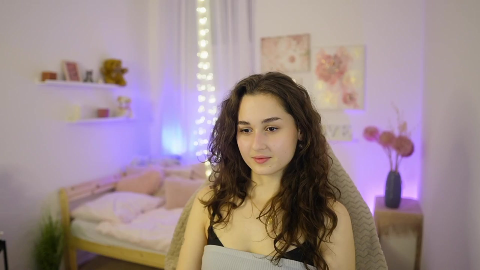 Gallery image thumbnail from Anita_Grey_'s myfreecams stream on, 02/10/2026, 20:00 image 12 of 20