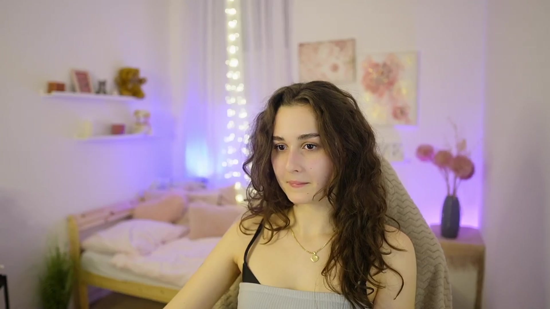 Gallery image thumbnail from Anita_Grey_'s myfreecams stream on, 02/10/2026, 20:20 image 10 of 20