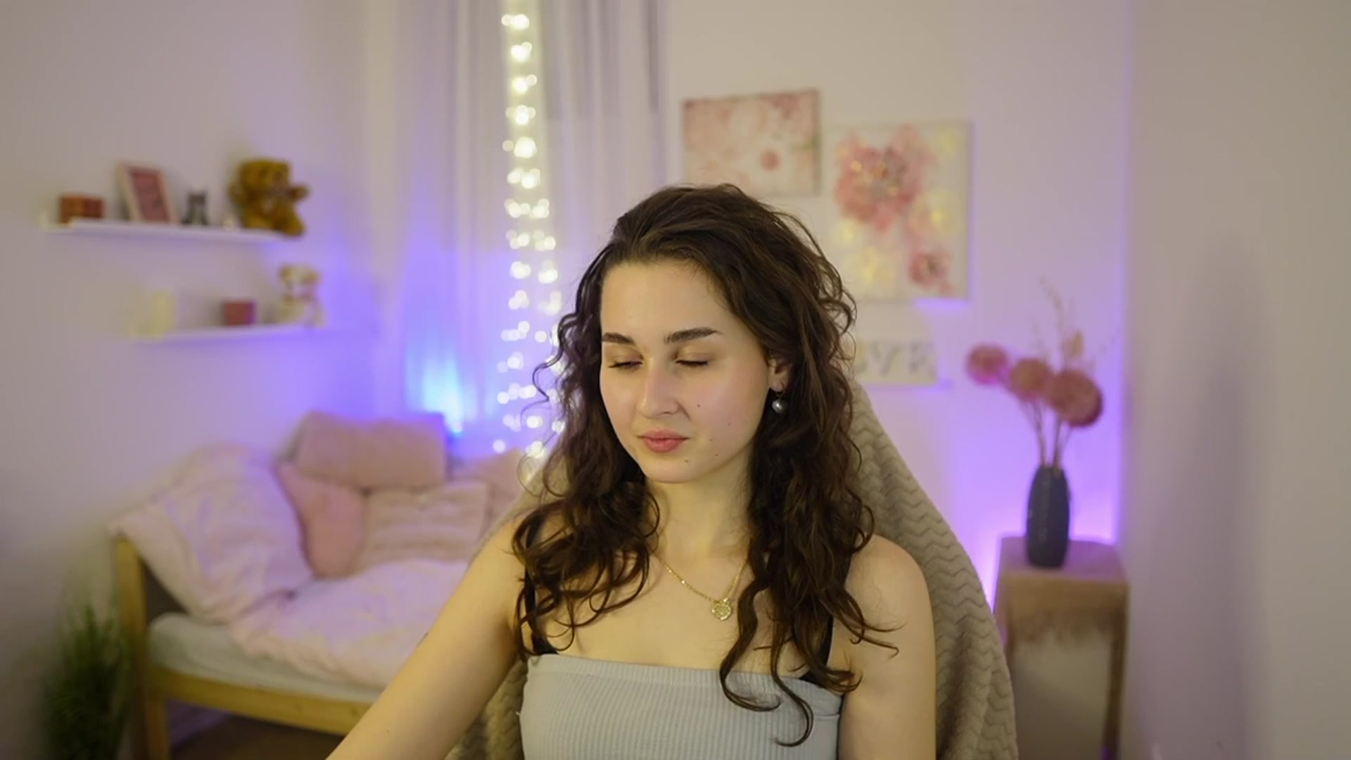 Gallery image thumbnail from Anita_Grey_'s myfreecams stream on, 02/10/2026, 22:09 image 12 of 20
