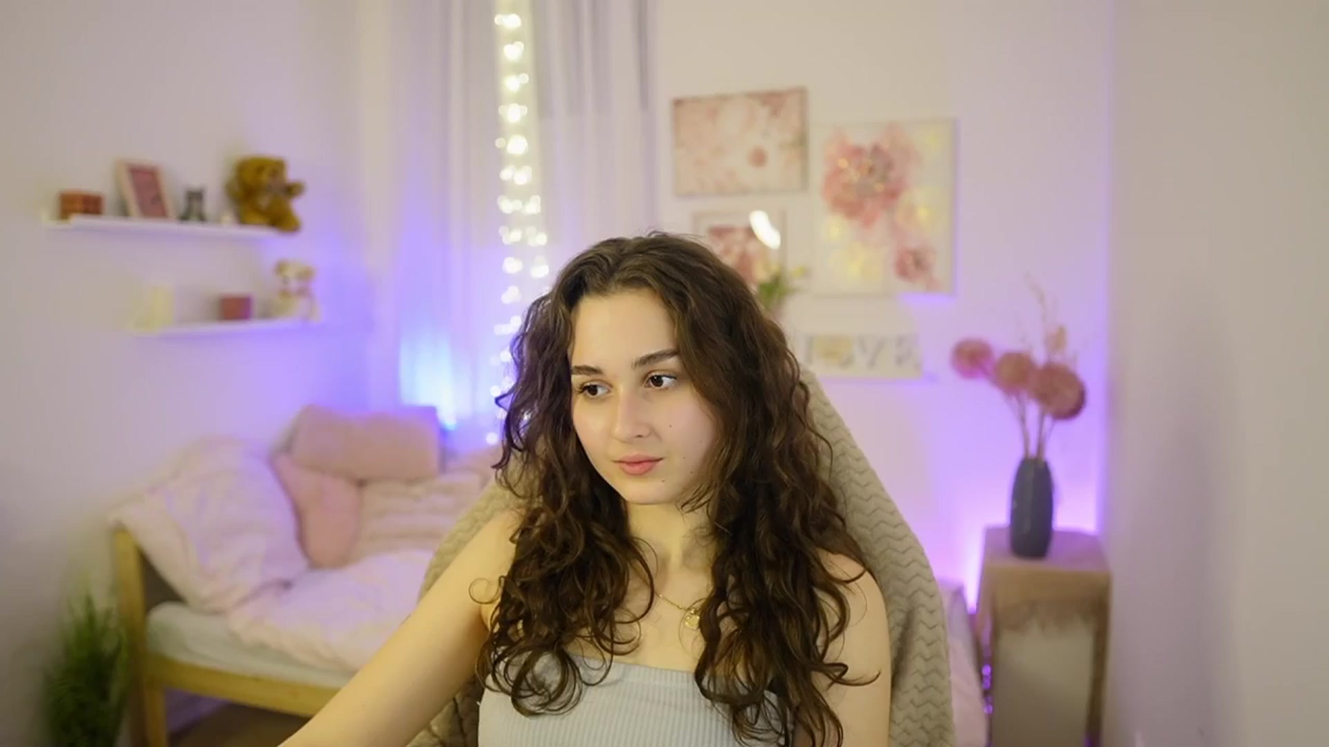 Gallery image thumbnail from Anita_Grey_'s myfreecams stream on, 02/10/2026, 22:09 image 6 of 20