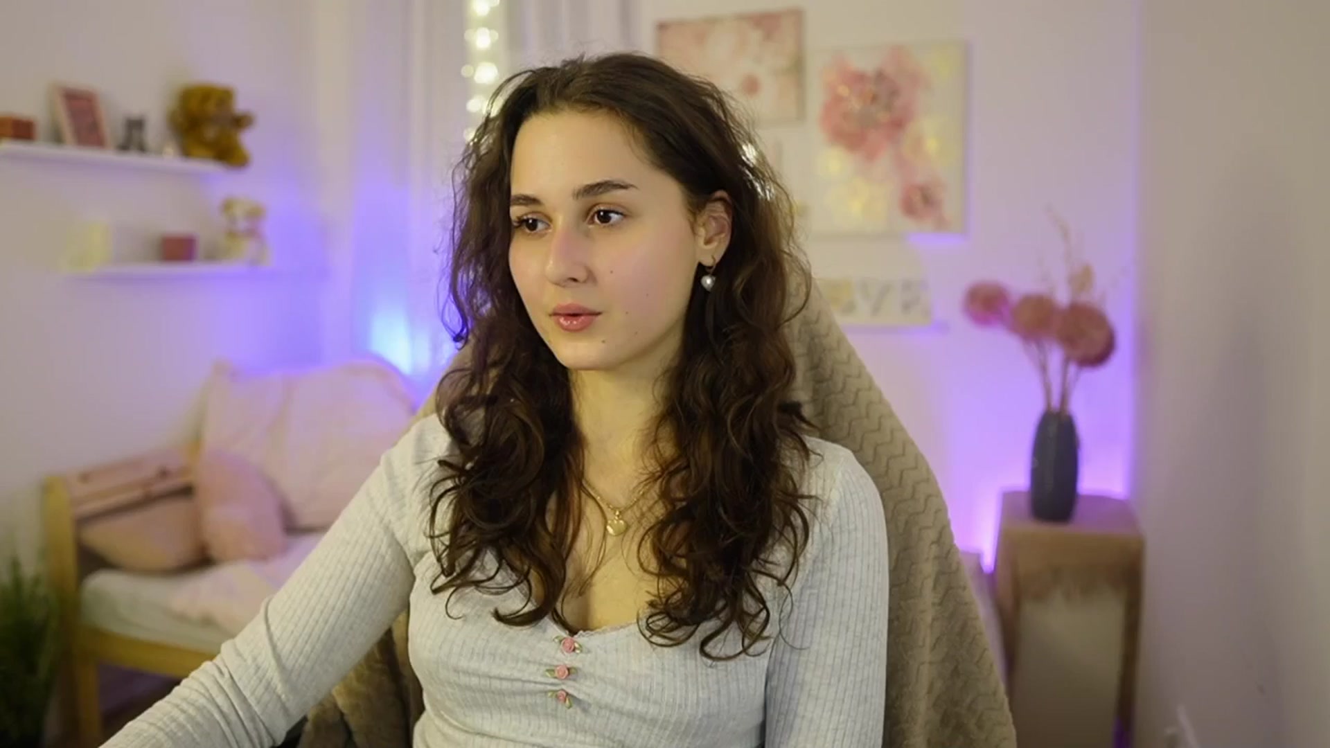 Gallery image thumbnail from Anita_Grey_'s myfreecams stream on, 02/11/2026, 21:30 image 6 of 20